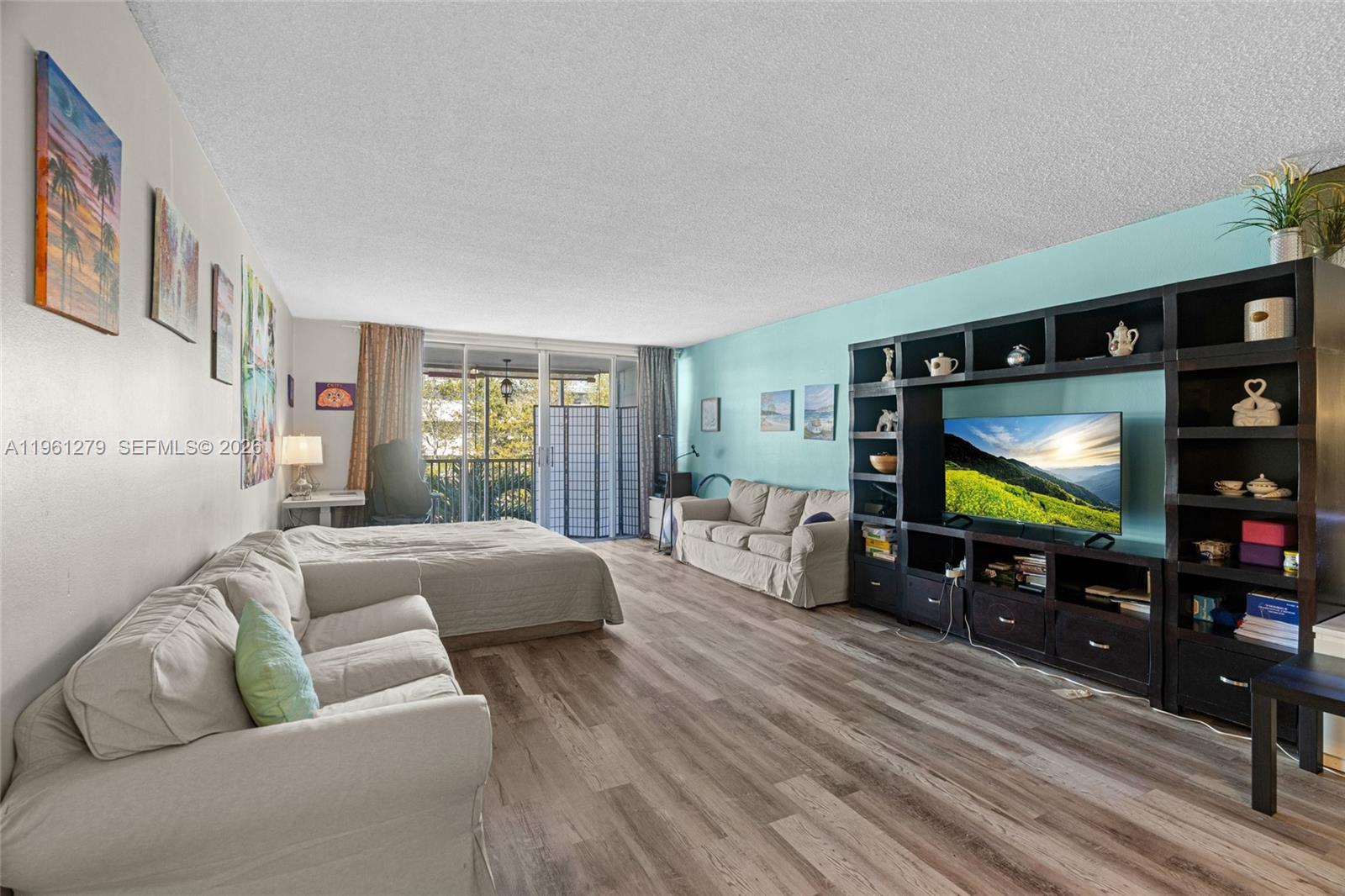 JADE WINDS GROUP BAMBOO G - Residential