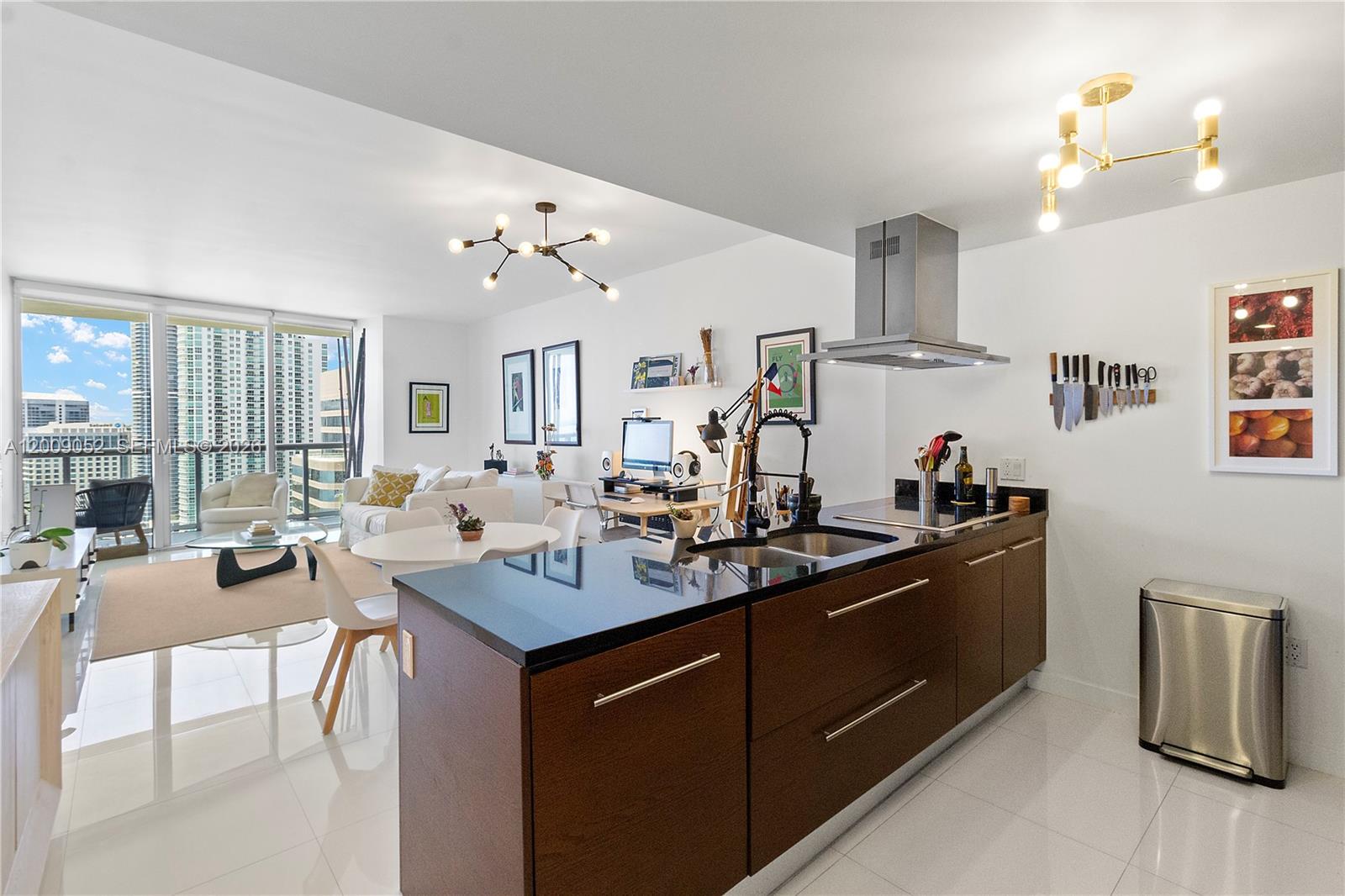 ICON BRICKELL NO TWO - Residential