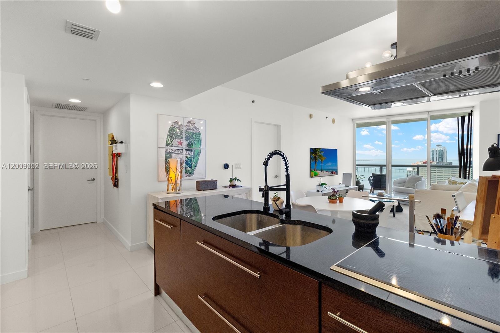 ICON BRICKELL NO TWO - Residential