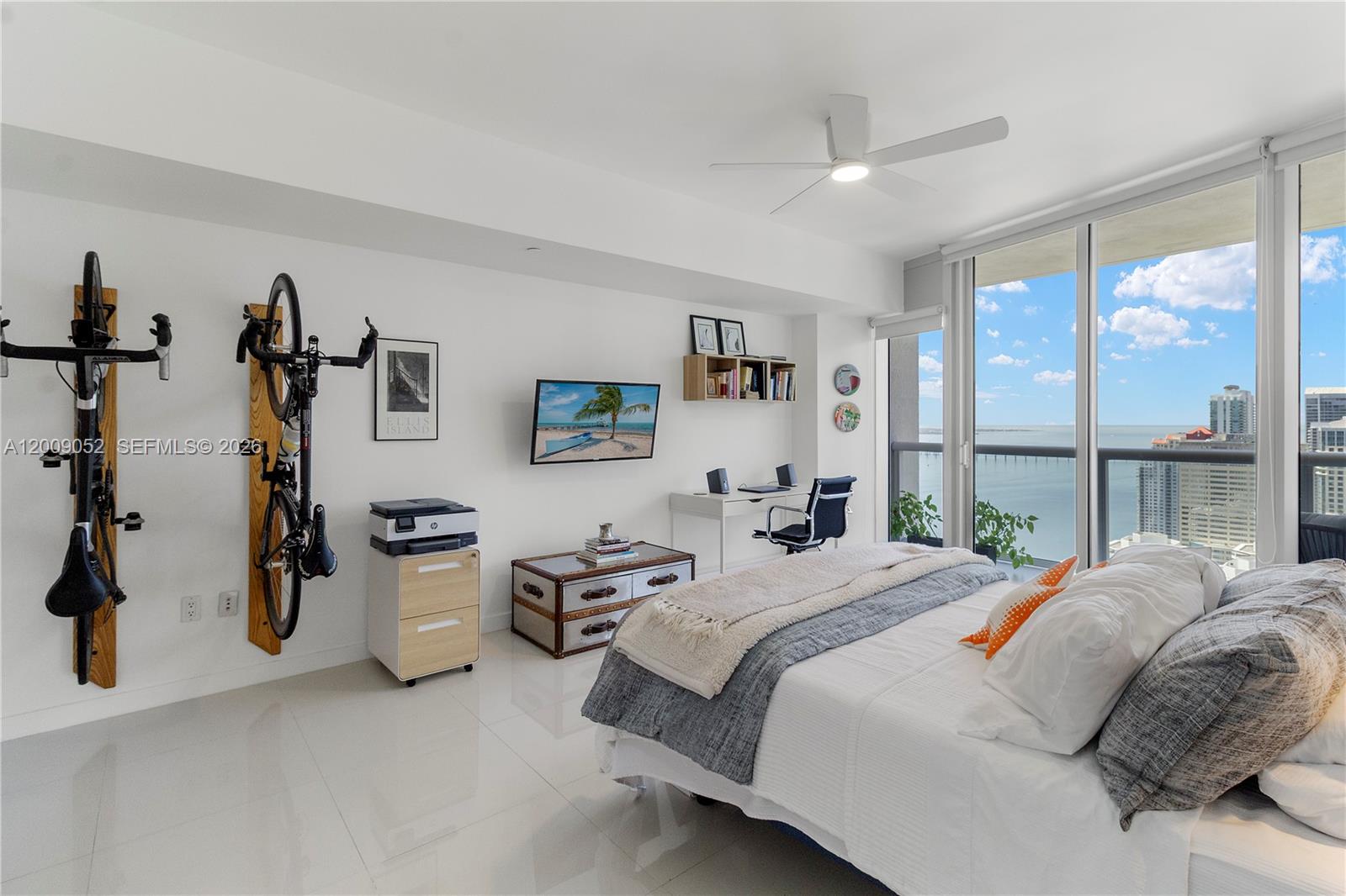 ICON BRICKELL NO TWO - Residential