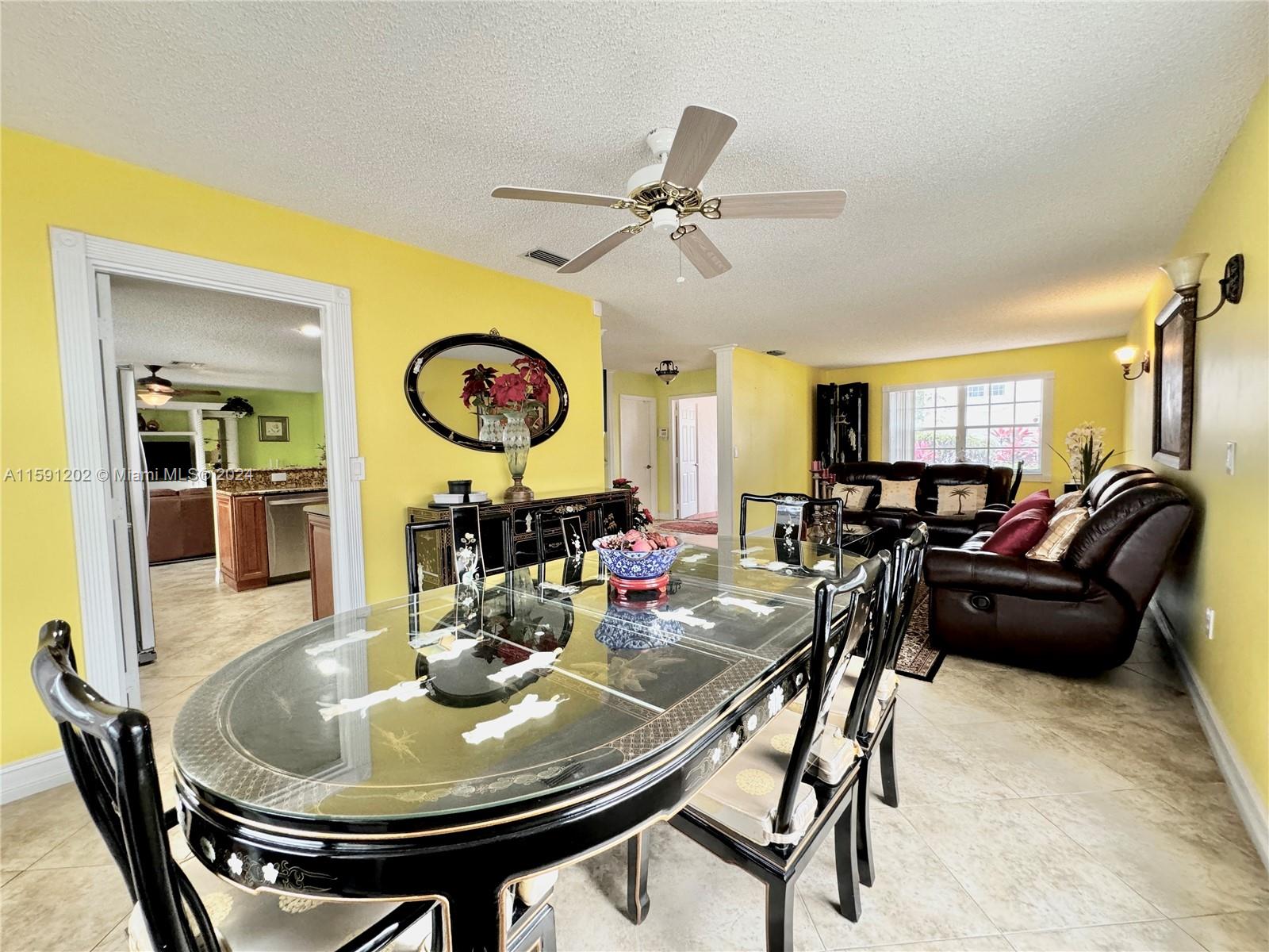 HOLIDAY SPRINGS EAST - Residential