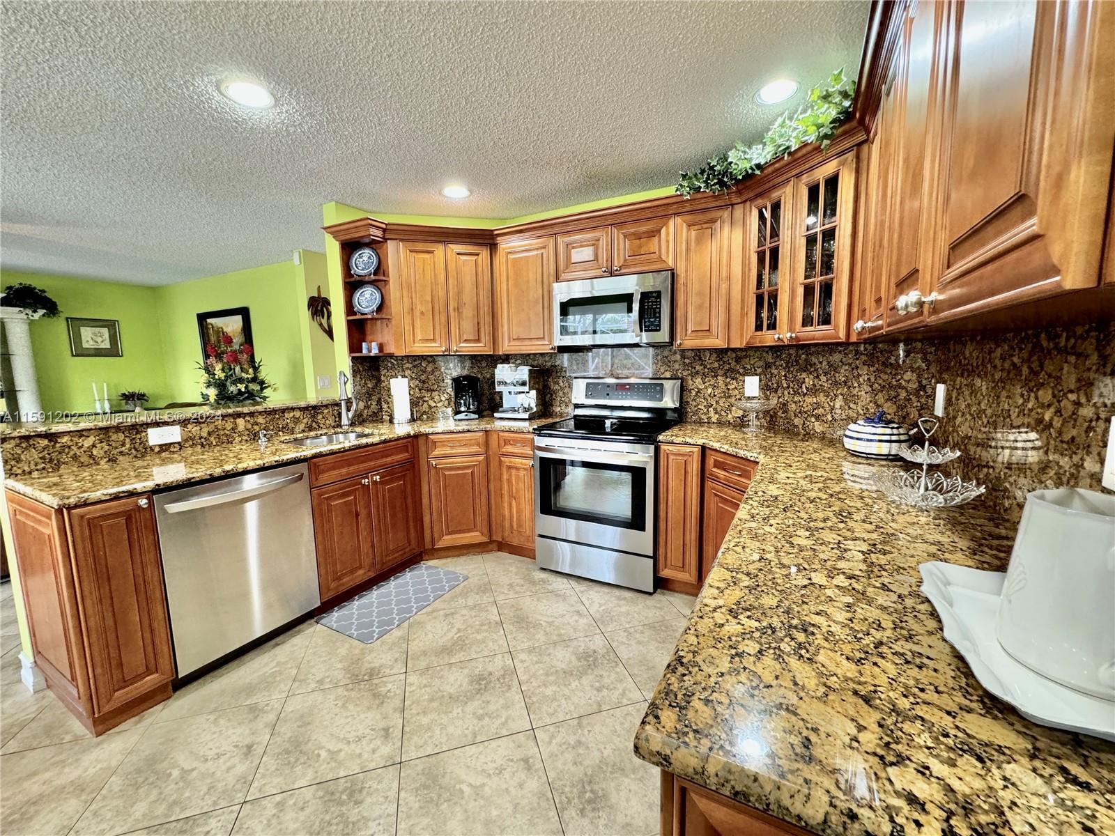 HOLIDAY SPRINGS EAST - Residential