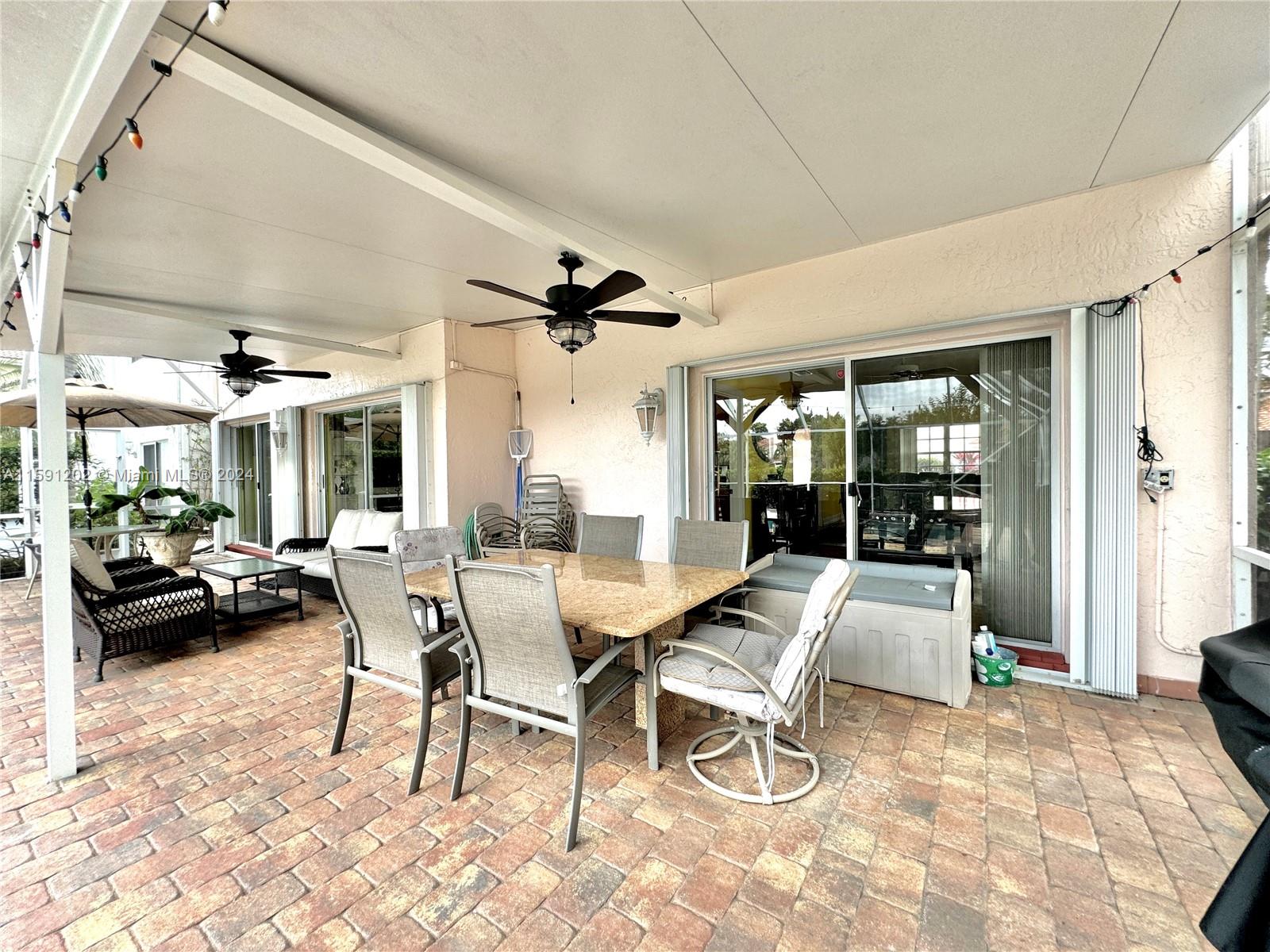 HOLIDAY SPRINGS EAST - Residential