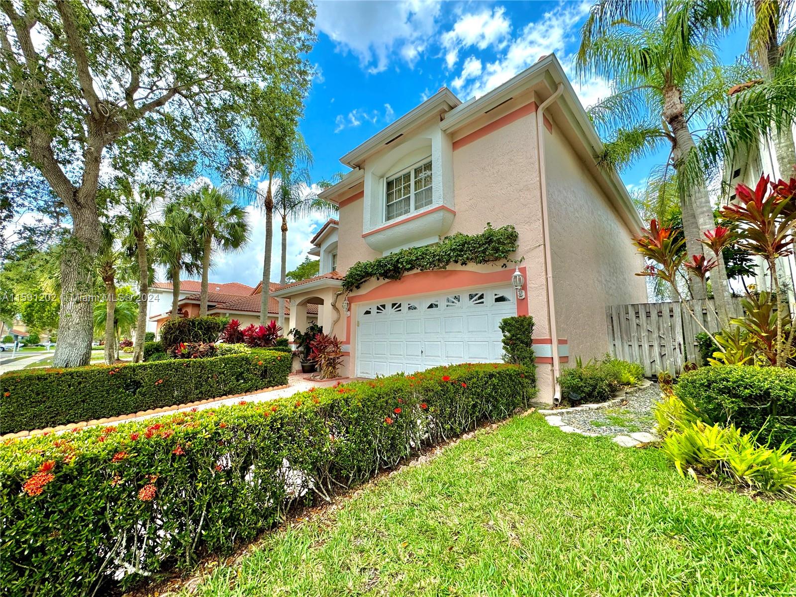 HOLIDAY SPRINGS EAST - Residential