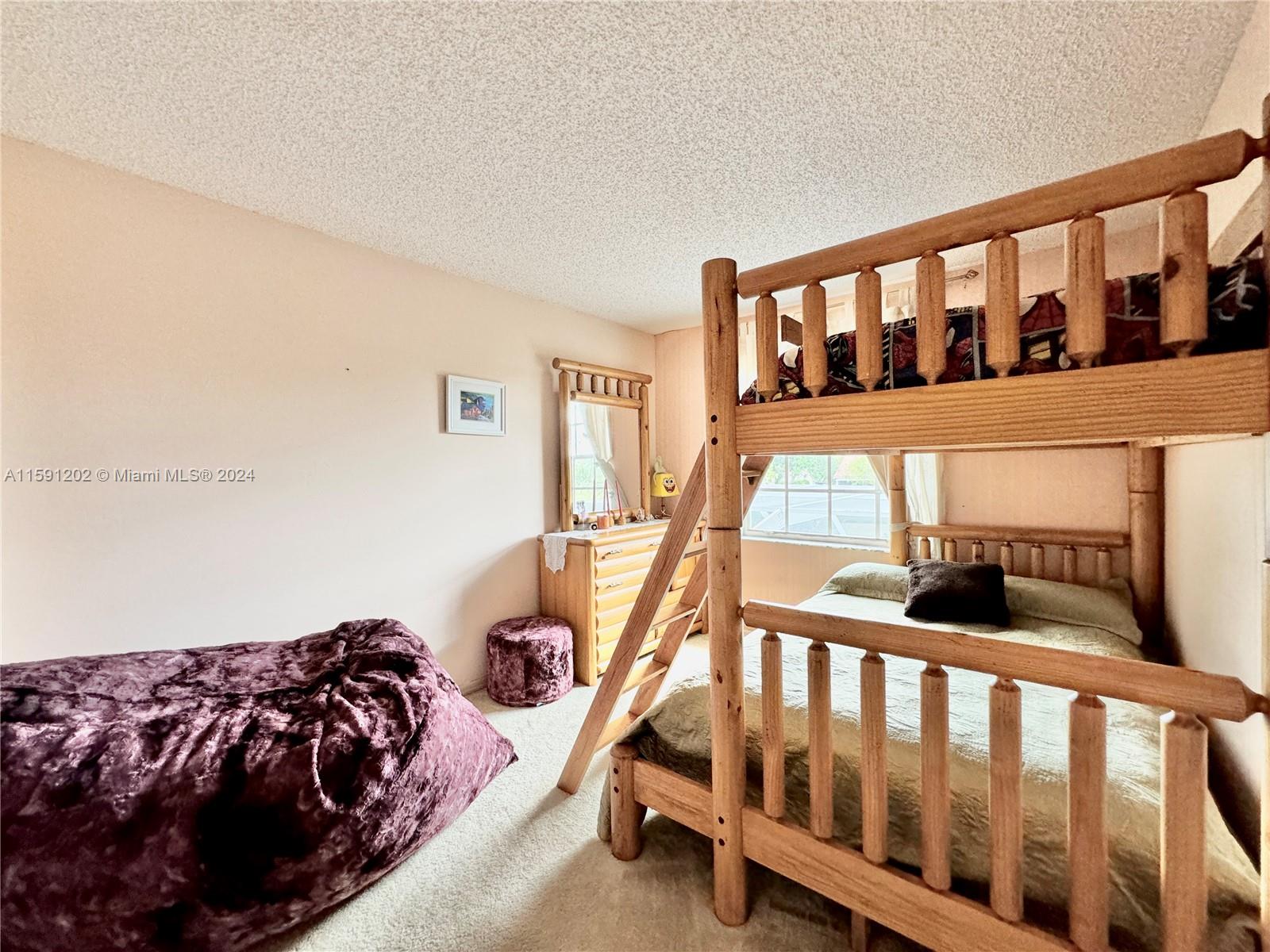 HOLIDAY SPRINGS EAST - Residential