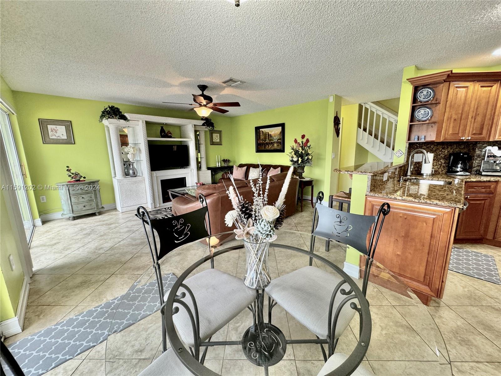 HOLIDAY SPRINGS EAST - Residential