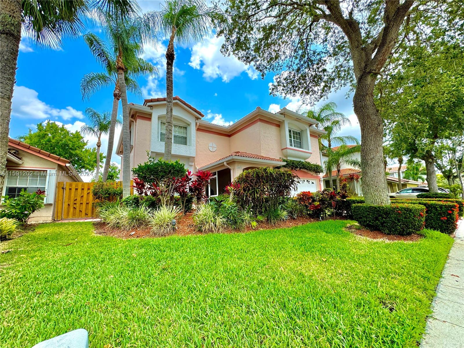 HOLIDAY SPRINGS EAST - Residential