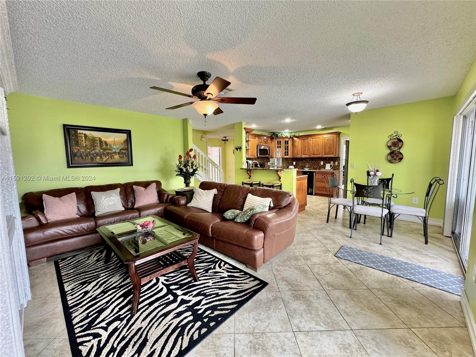 HOLIDAY SPRINGS EAST - Residential