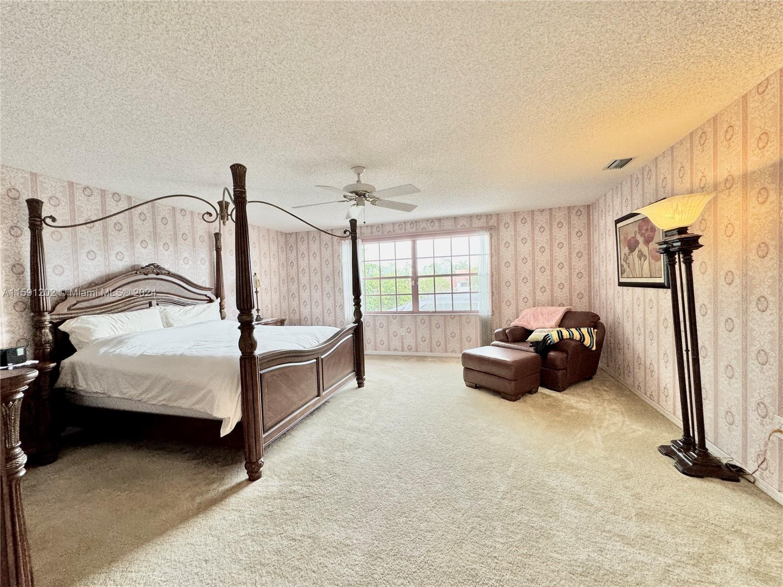 HOLIDAY SPRINGS EAST - Residential