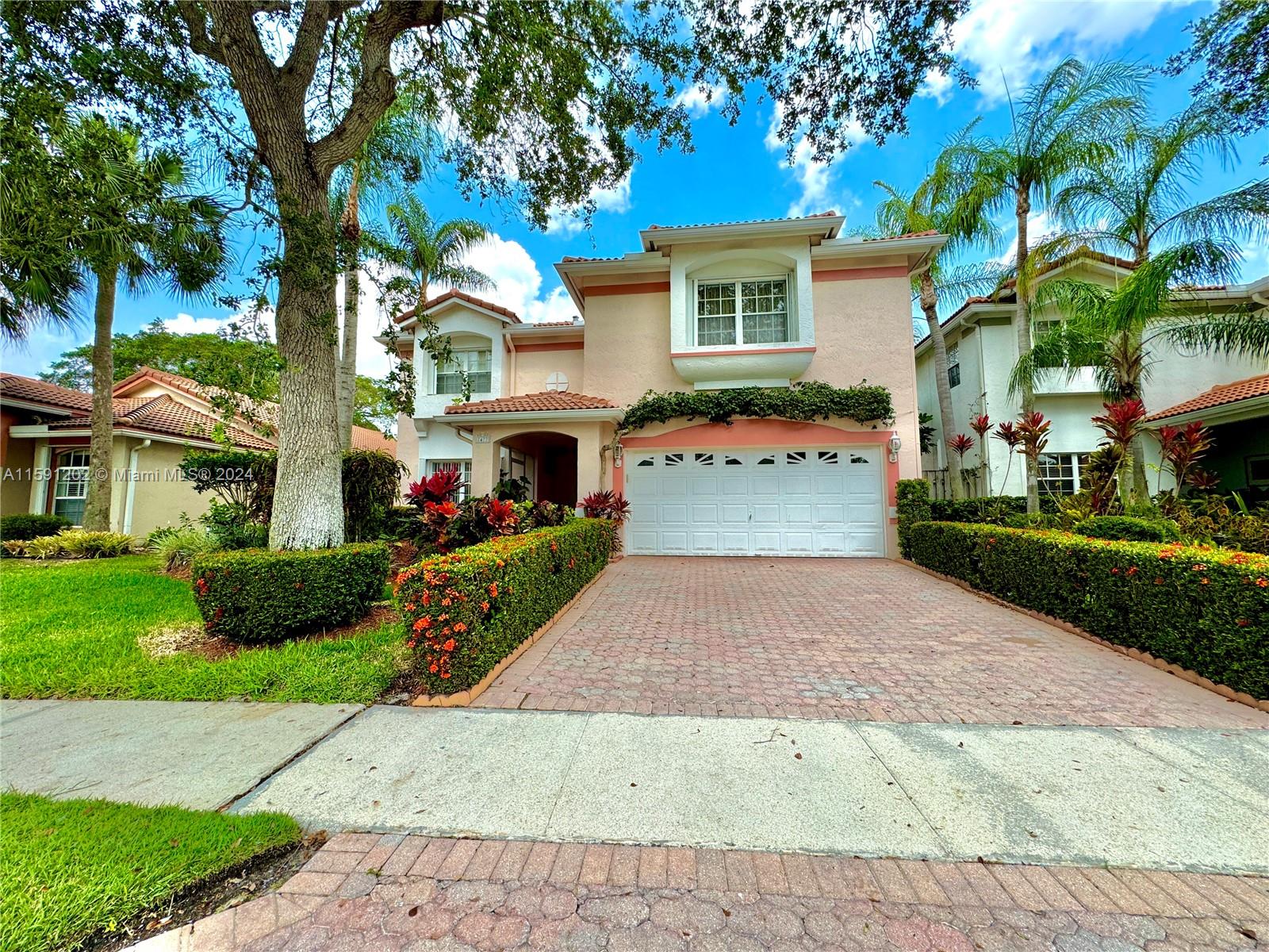 HOLIDAY SPRINGS EAST - Residential