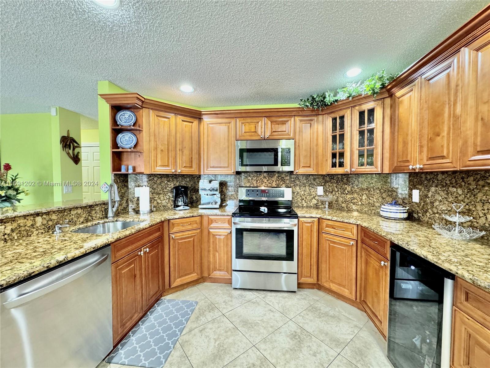HOLIDAY SPRINGS EAST - Residential