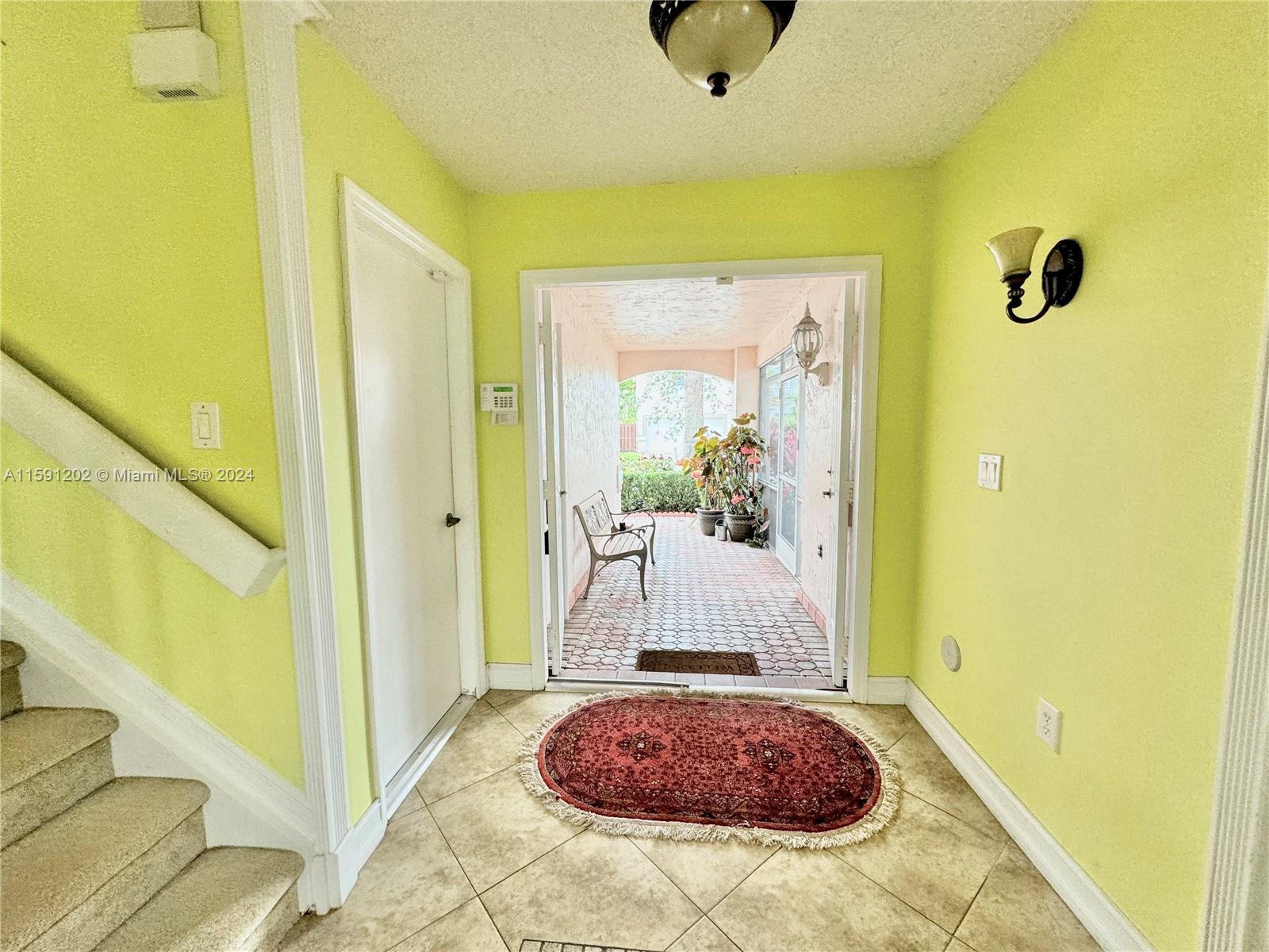 HOLIDAY SPRINGS EAST - Residential