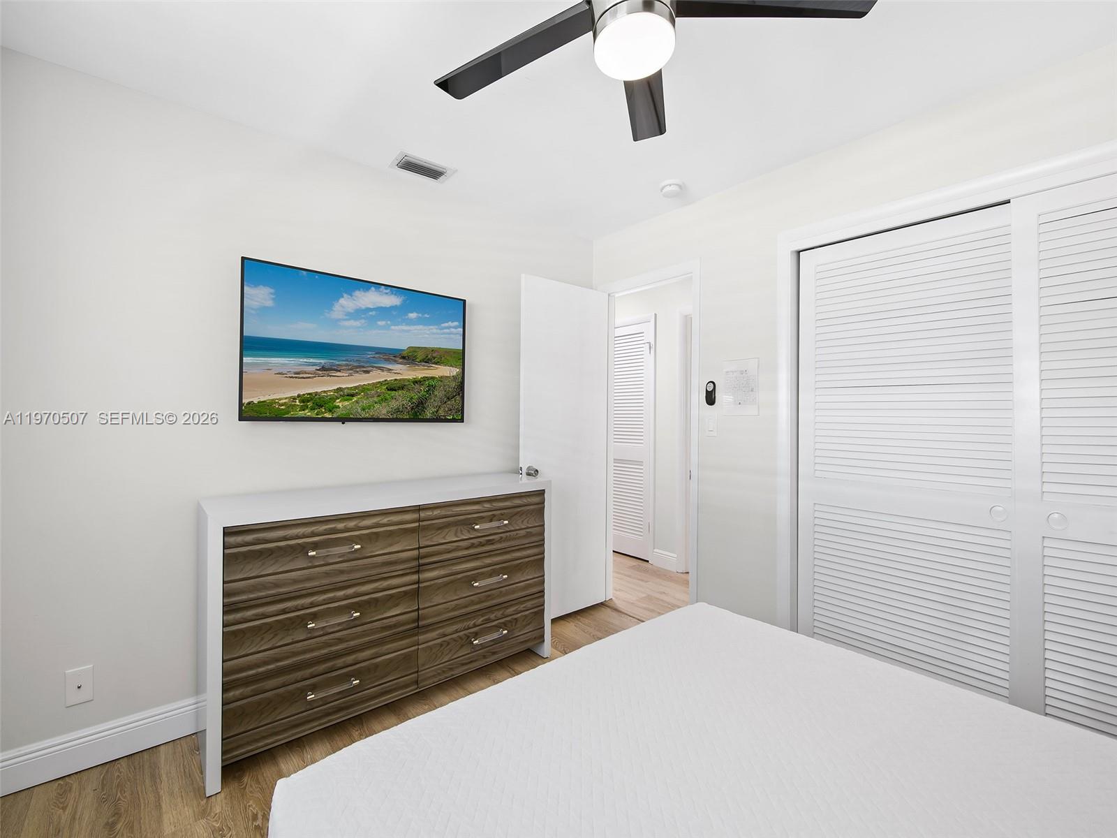 HILLSBORO SHORES SEC - Residential Income