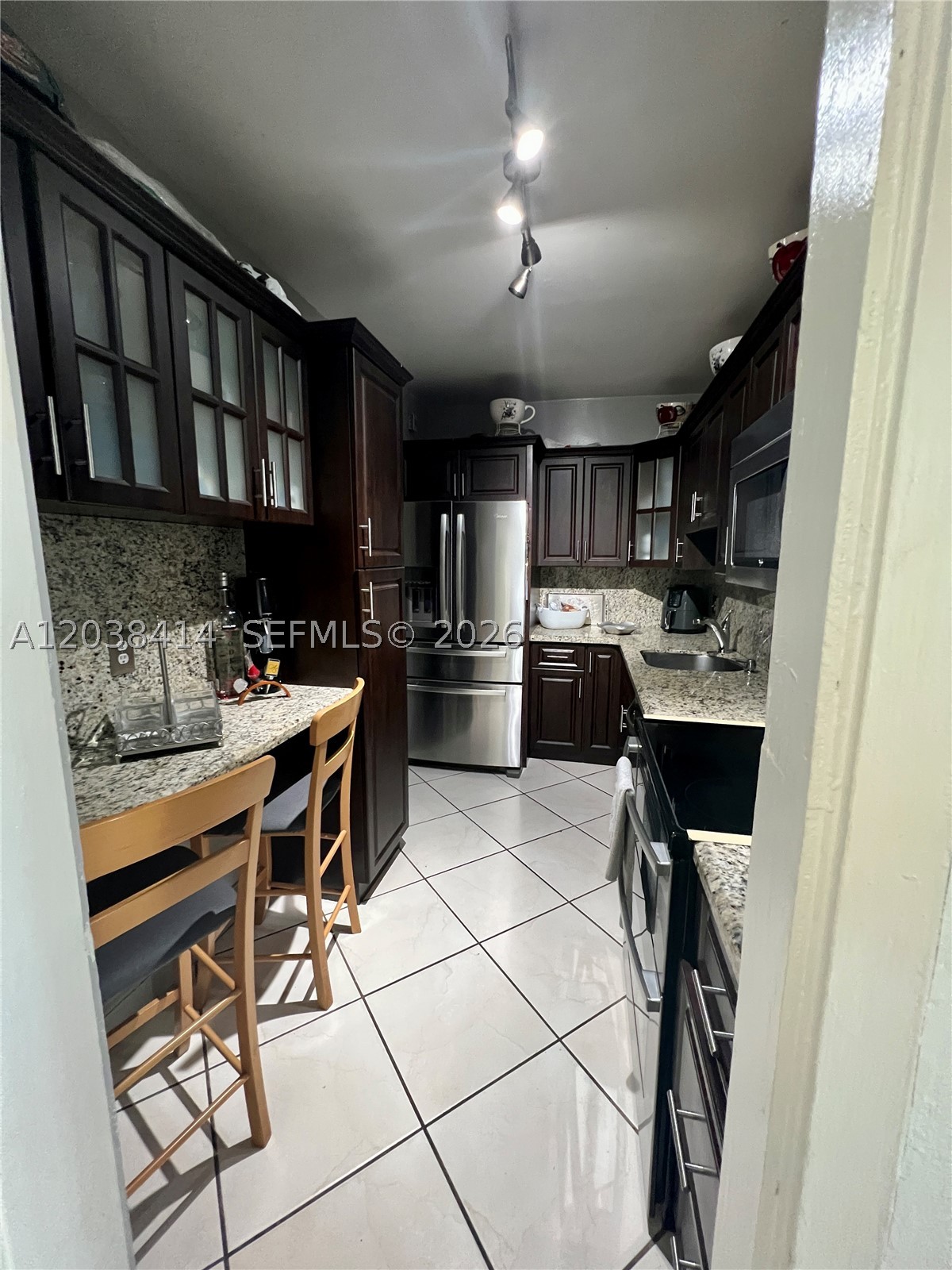 TREASURE BAY CLUB CONDO - Residential Lease