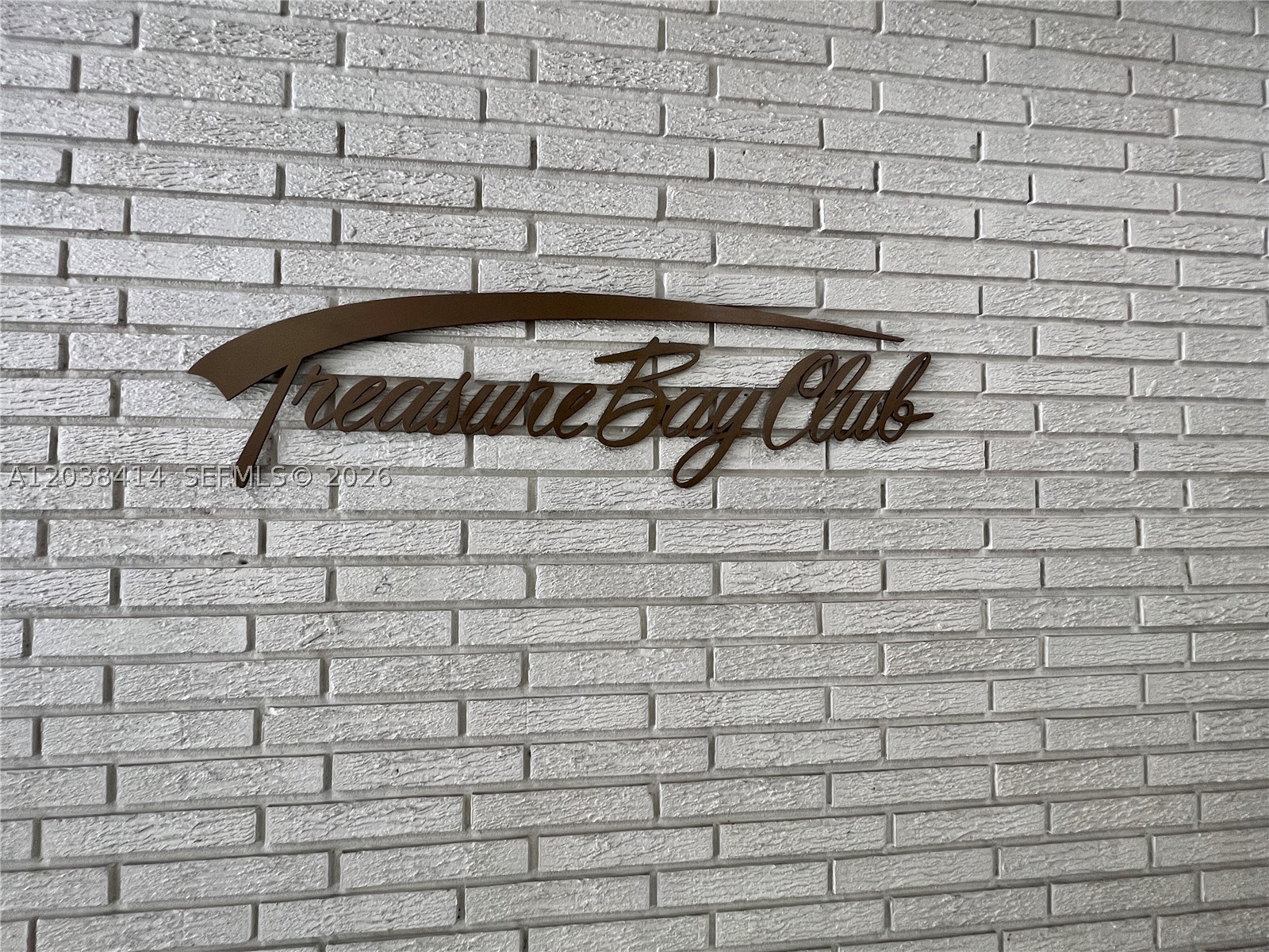 TREASURE BAY CLUB CONDO - Residential Lease