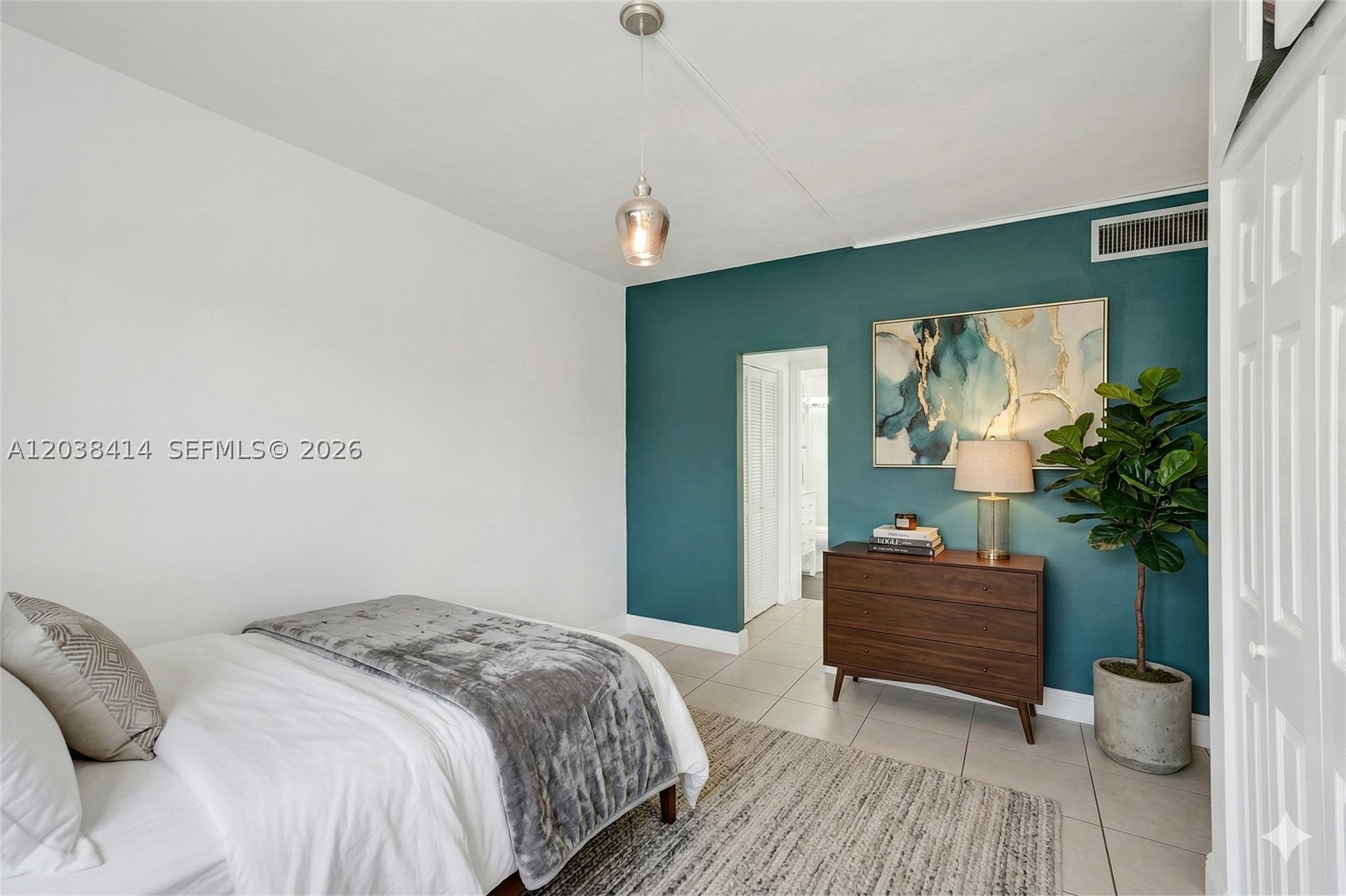 TREASURE BAY CLUB CONDO - Residential Lease