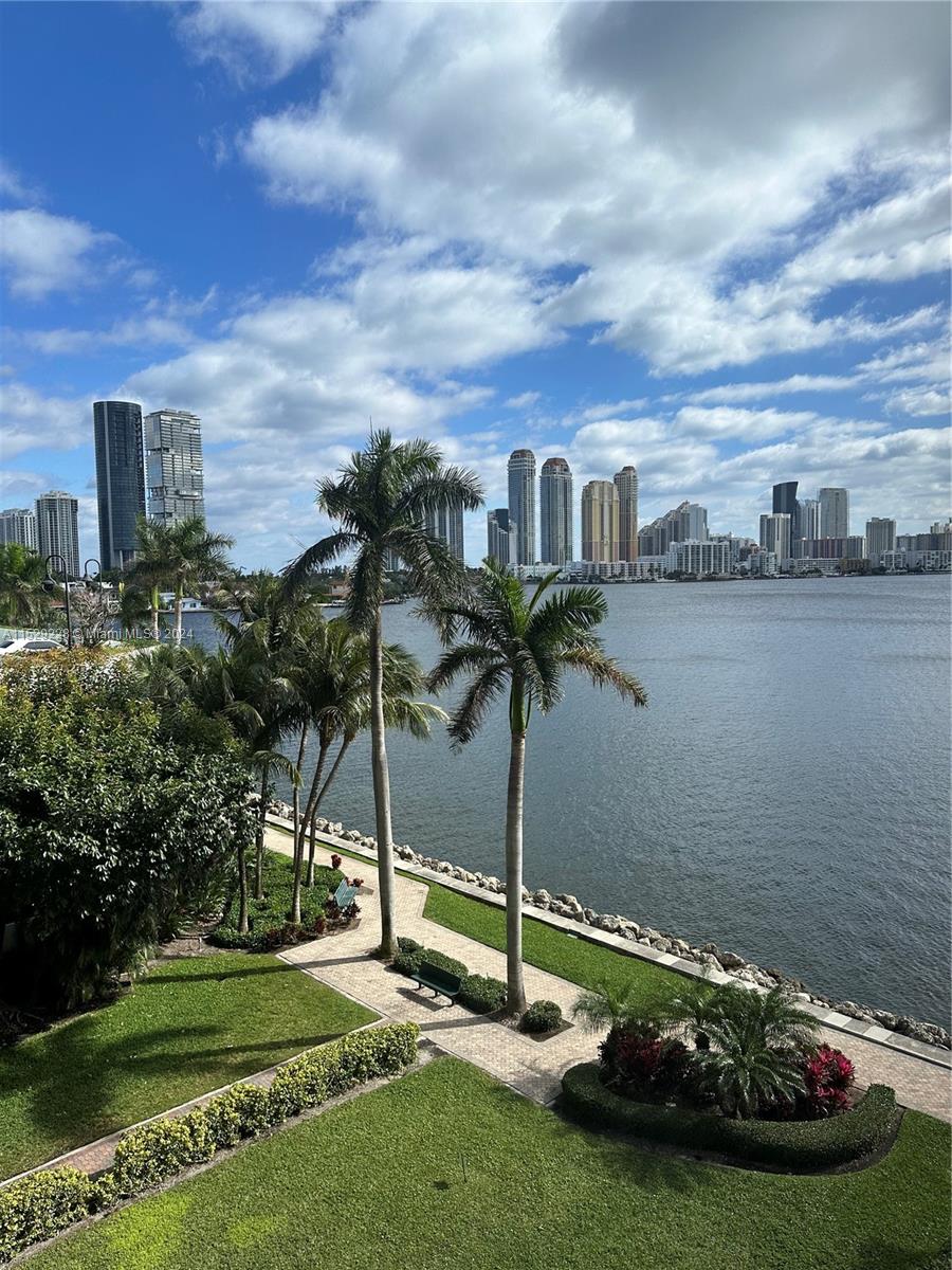 MYSTIC POINTE CONDO NO ON - Residential