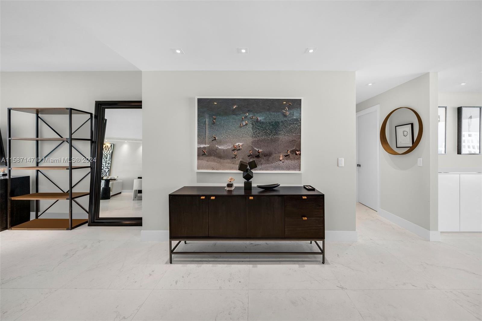 ONE OCEAN CONDO - Residential