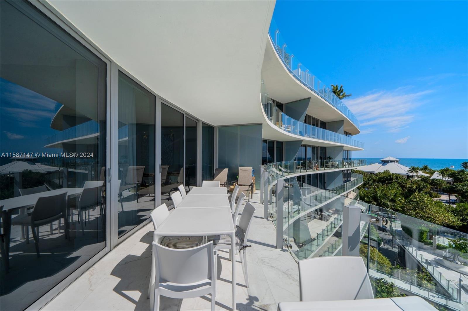 ONE OCEAN CONDO - Residential