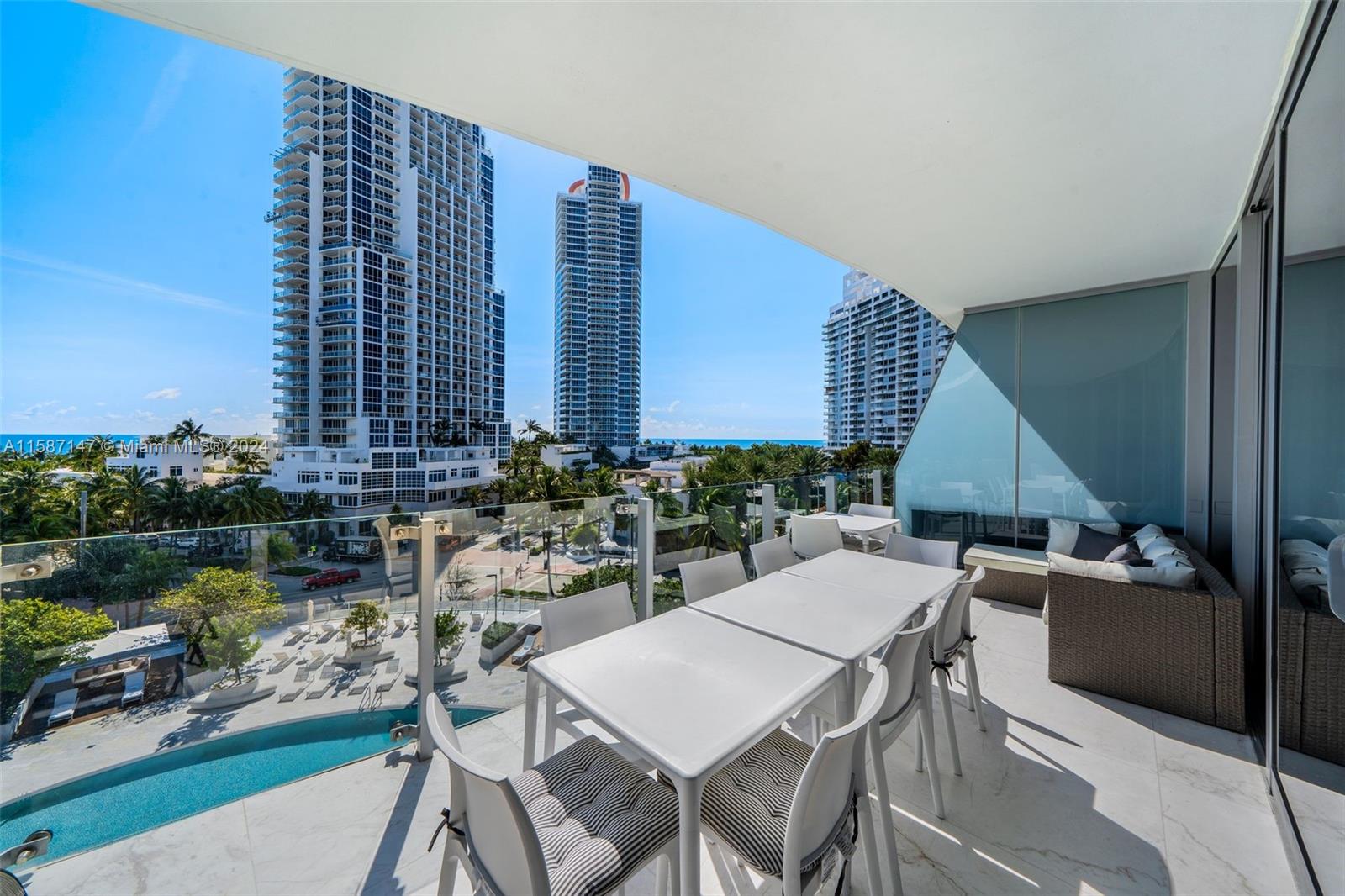 ONE OCEAN CONDO - Residential