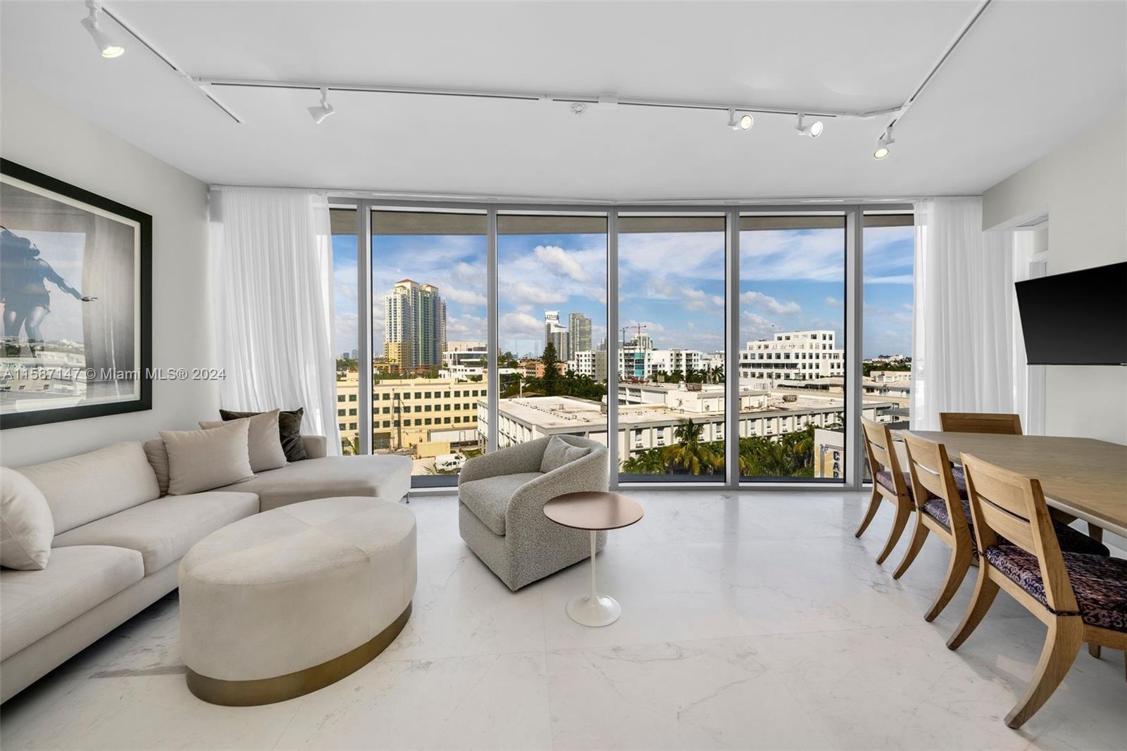 ONE OCEAN CONDO - Residential