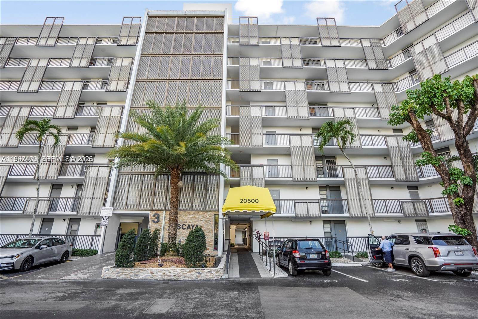 BISCAYA III CONDO - Residential