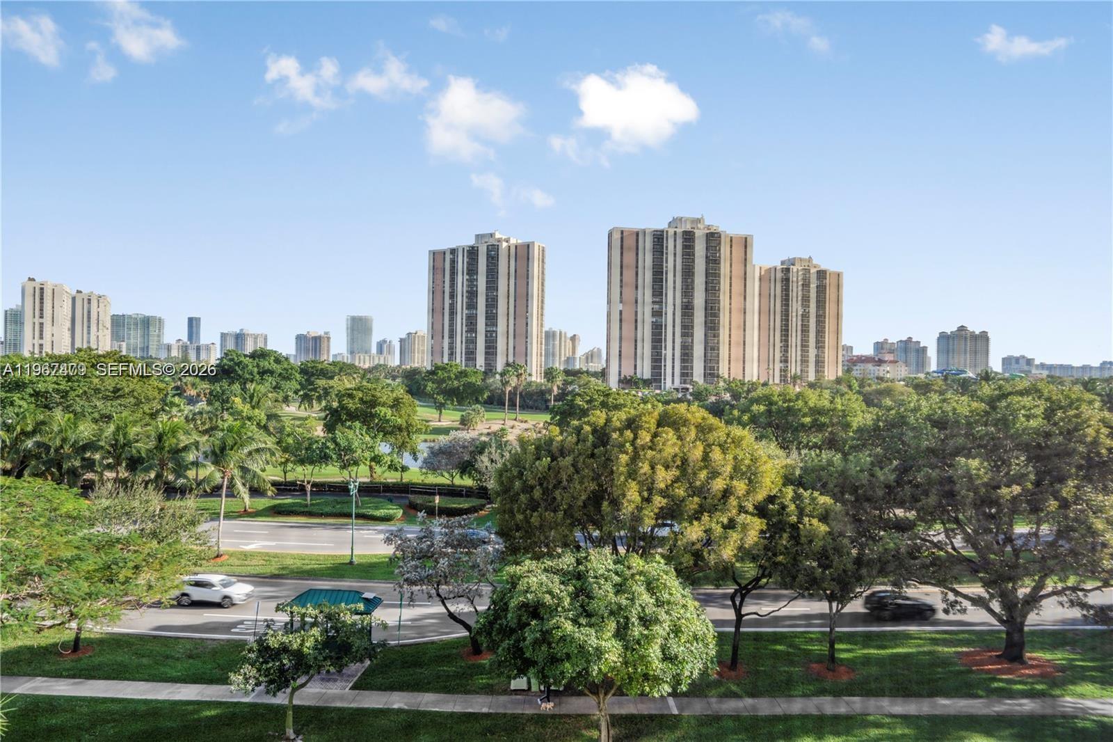 BISCAYA III CONDO - Residential