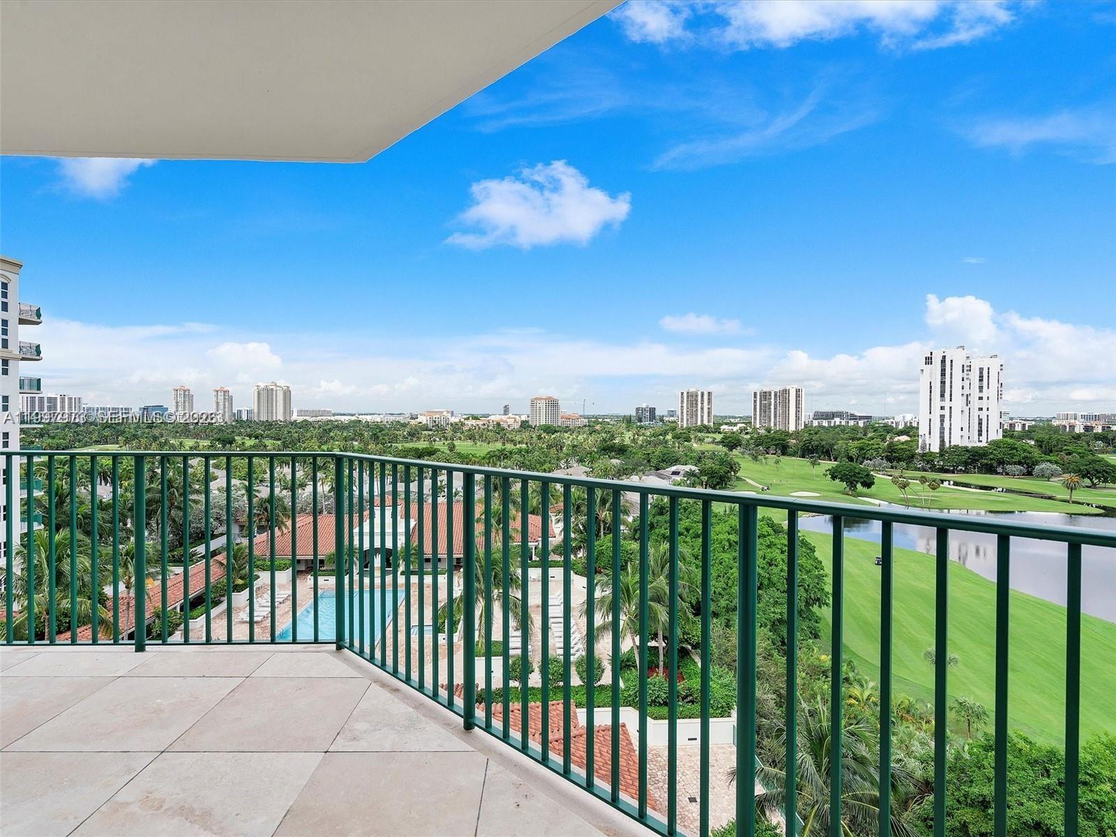 TURNBERRY VLG NO TOWER CO - Residential