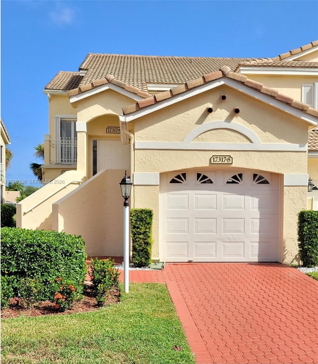 ST TROPEZ AT BOCA GOLF CO - Residential Lease