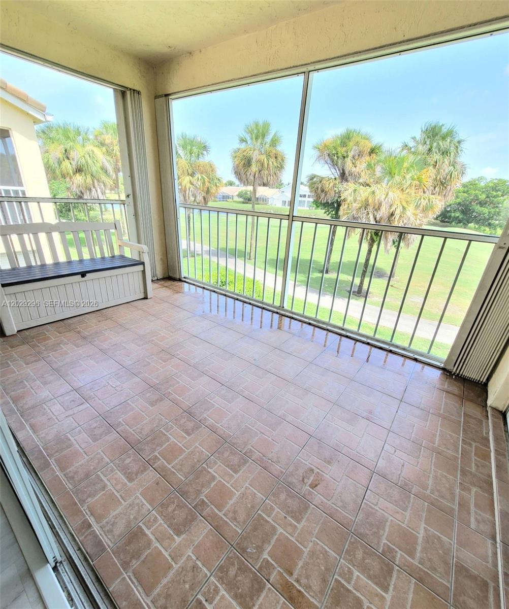 ST TROPEZ AT BOCA GOLF CO - Residential Lease