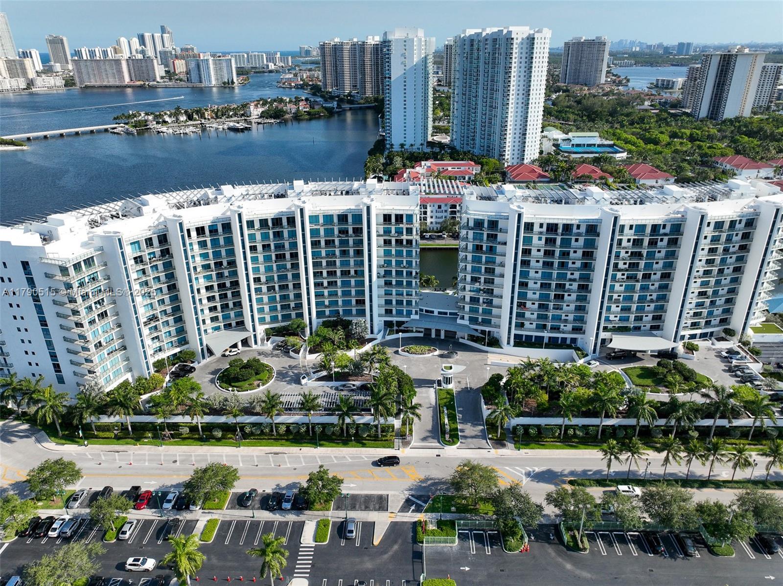 ECHO CONDO - Residential