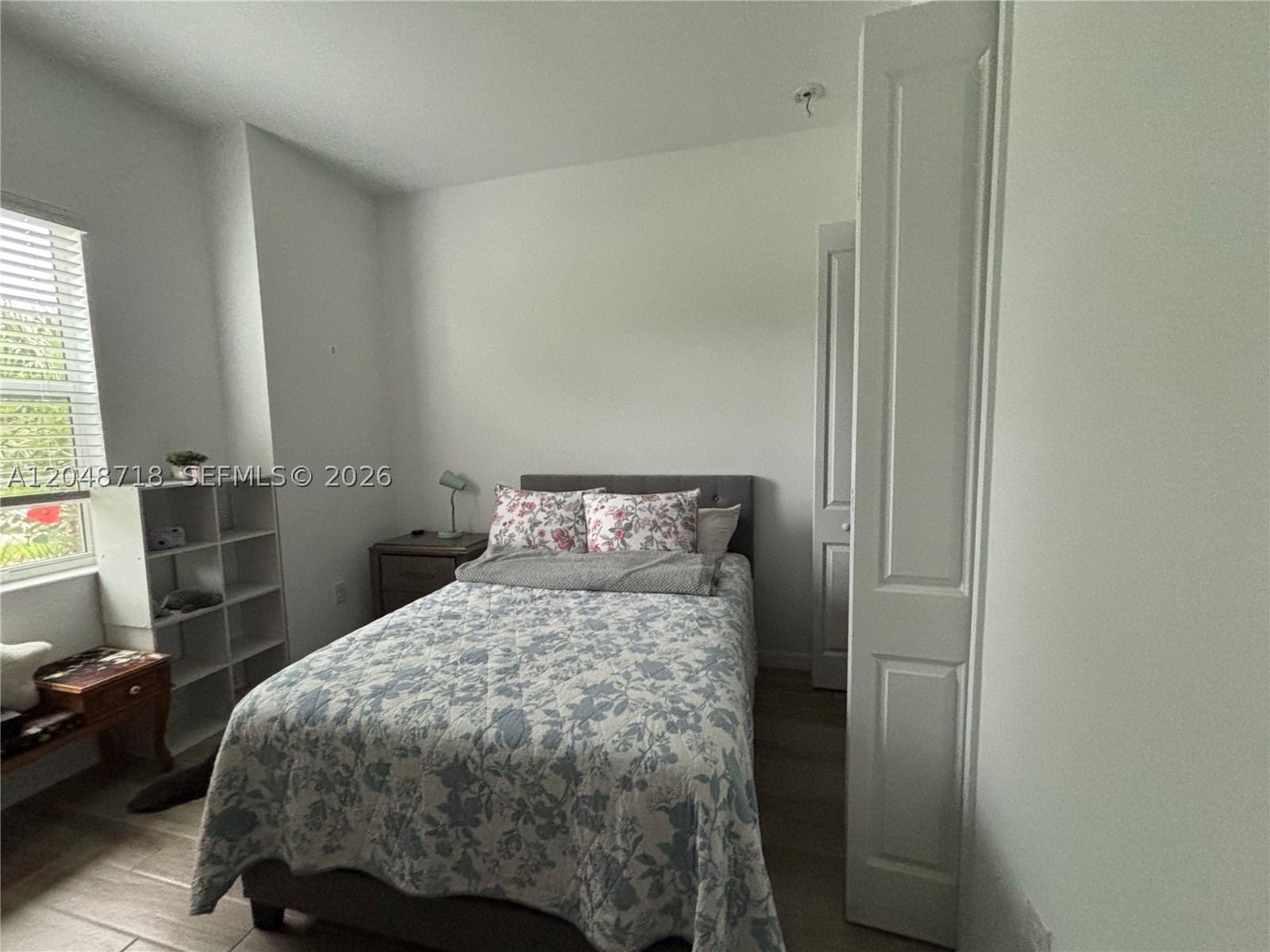 NATIONAL GOLF AND COUNTRY - Residential