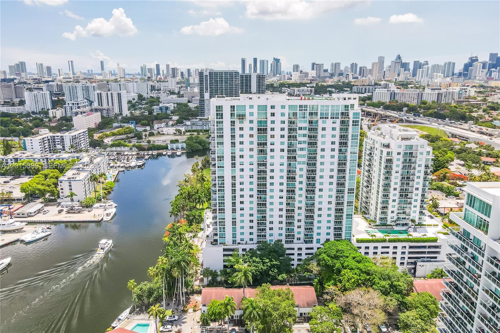 TERRAZAS RIVERPARK VILLAG - Residential
