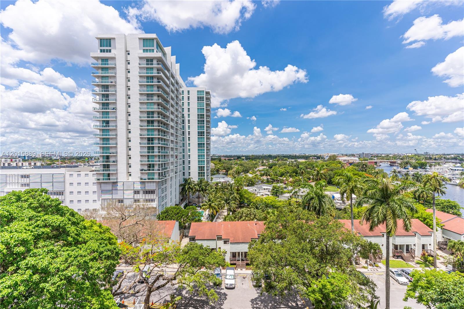 TERRAZAS RIVERPARK VILLAG - Residential