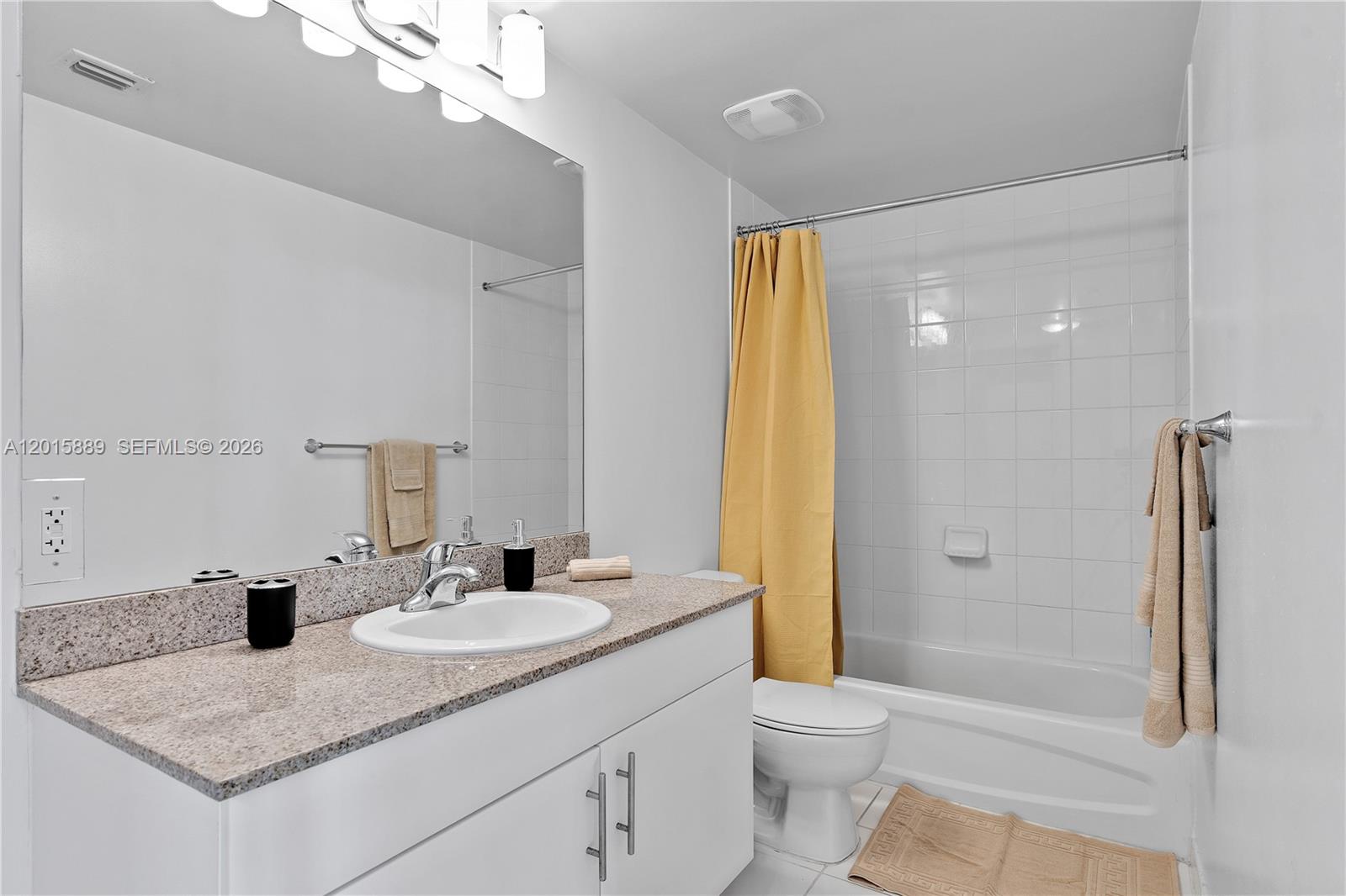 TERRAZAS RIVERPARK VILLAG - Residential