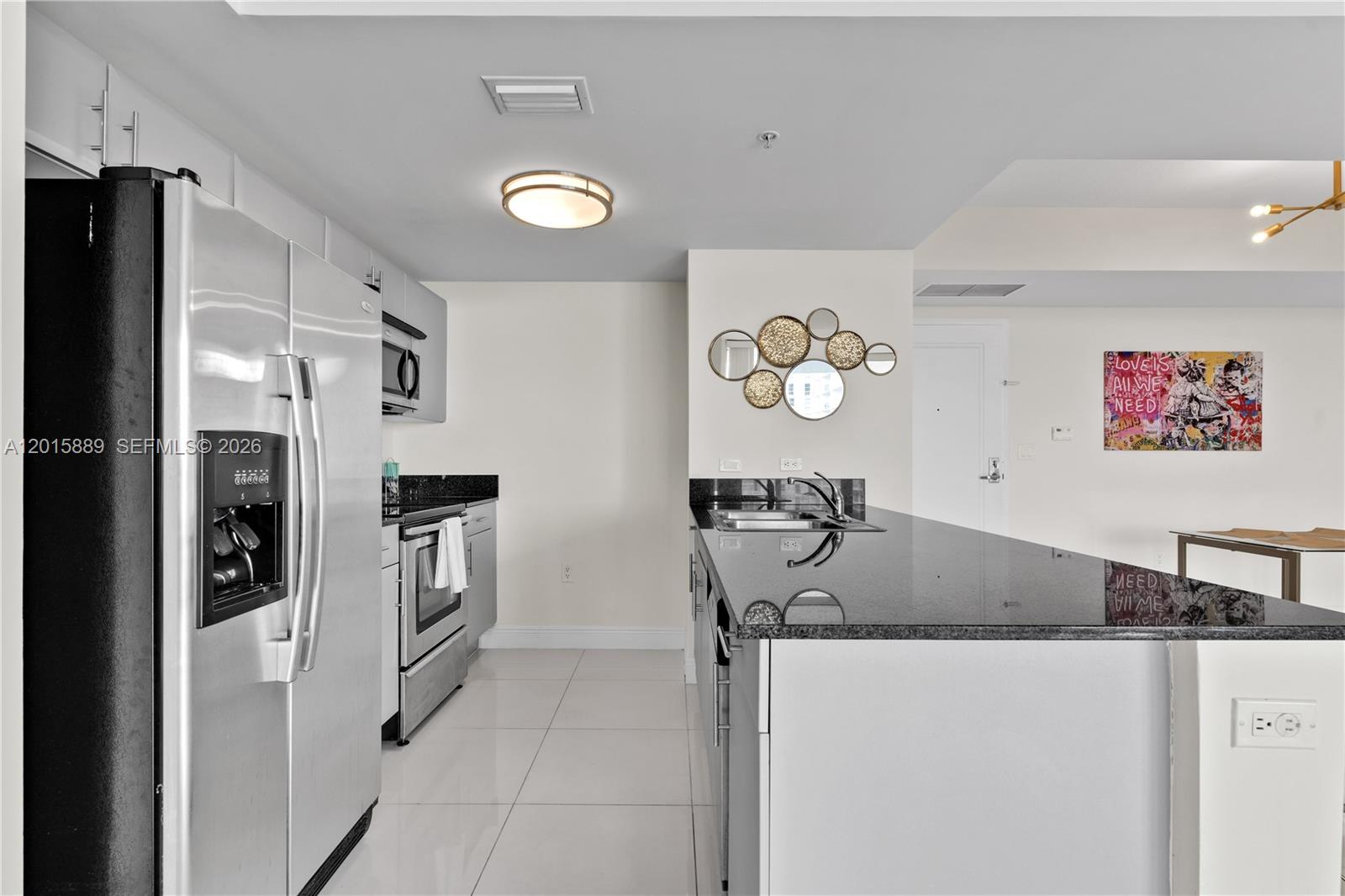 TERRAZAS RIVERPARK VILLAG - Residential