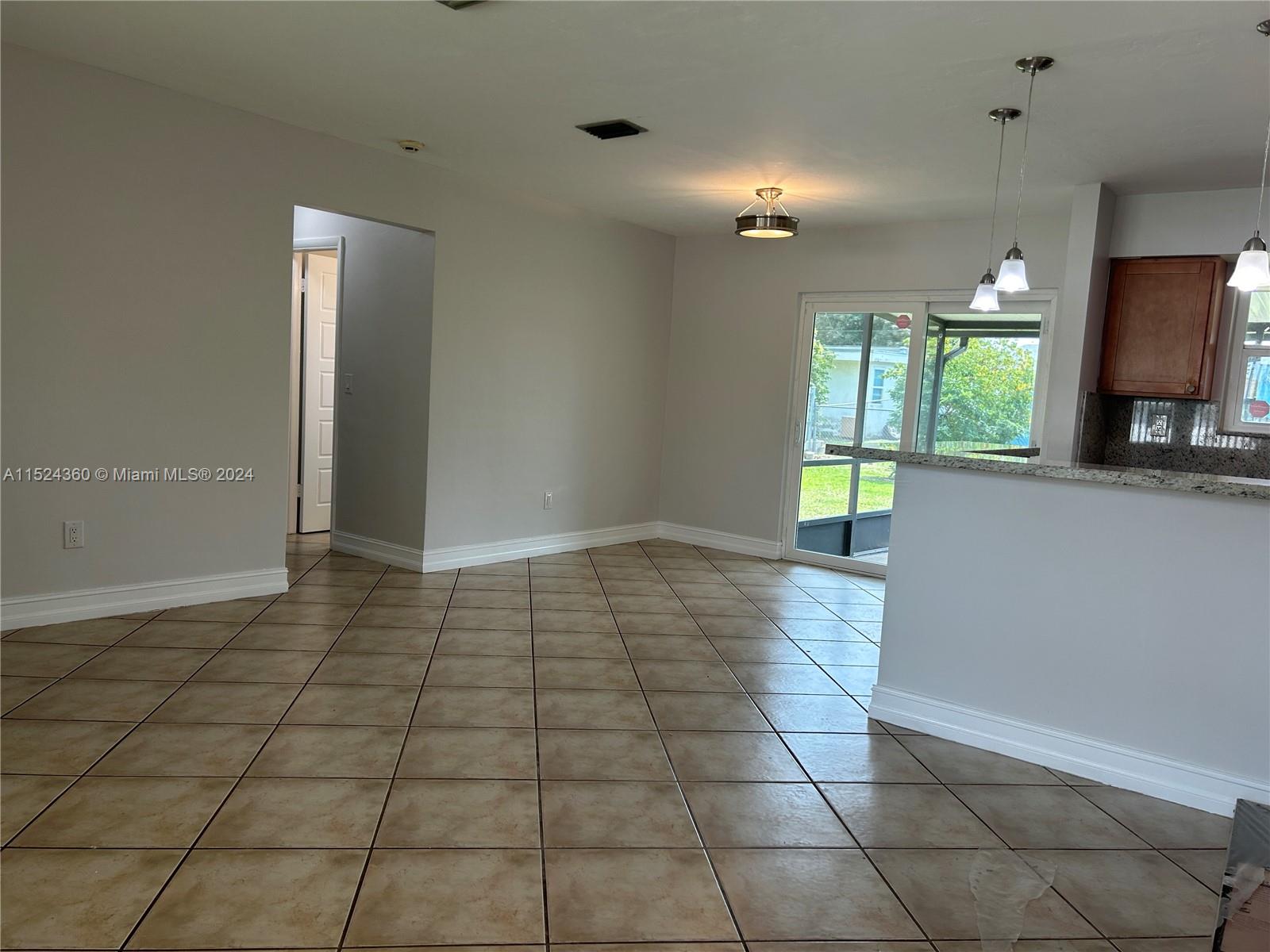 BOULEVARD HEIGHTS SEC NIN - Residential Lease