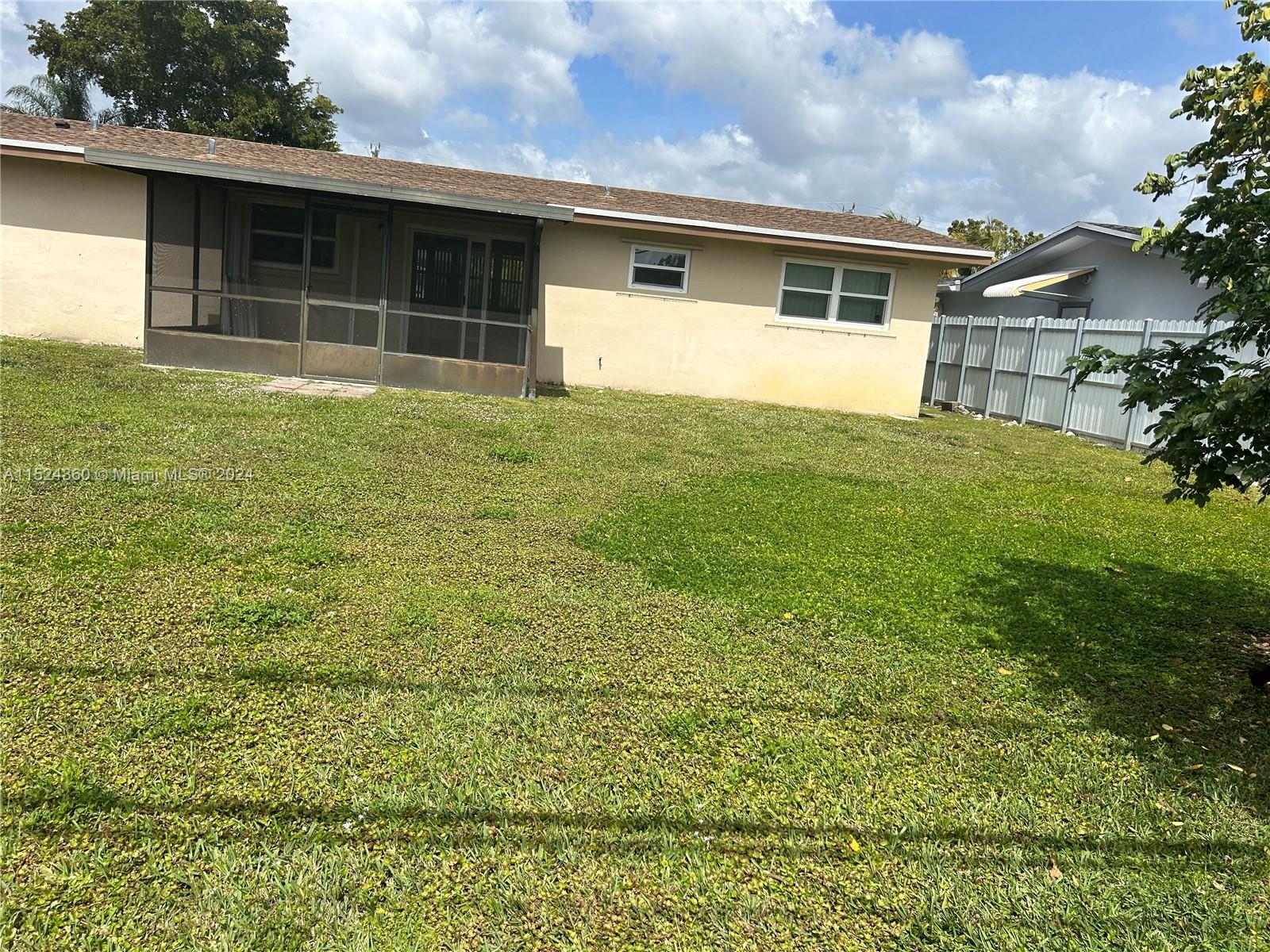 BOULEVARD HEIGHTS SEC NIN - Residential Lease