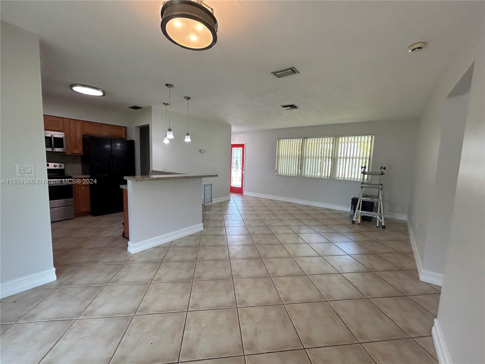BOULEVARD HEIGHTS SEC NIN - Residential Lease