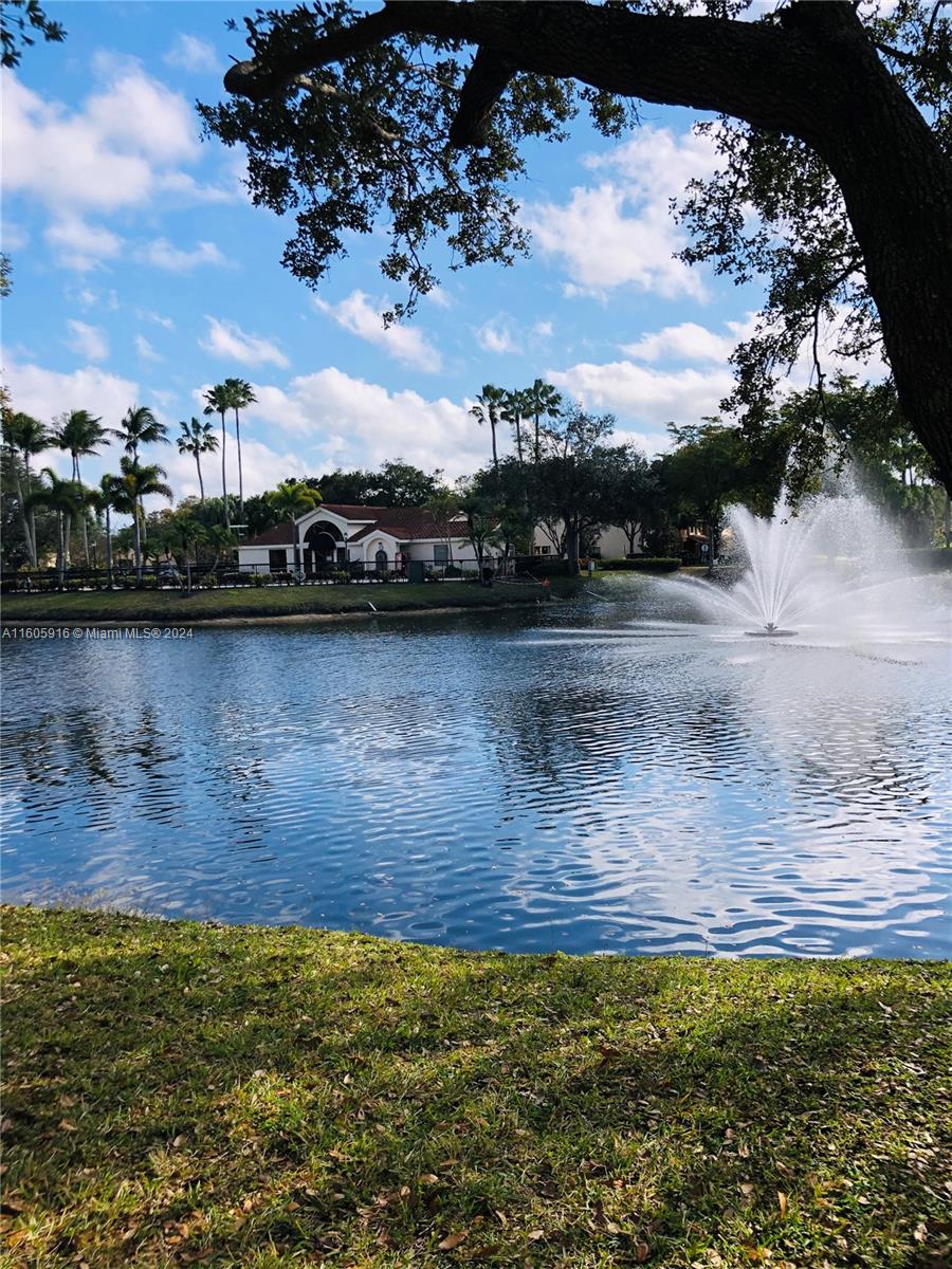 OLIVINE AT THE TOWNSHIP - Residential Lease