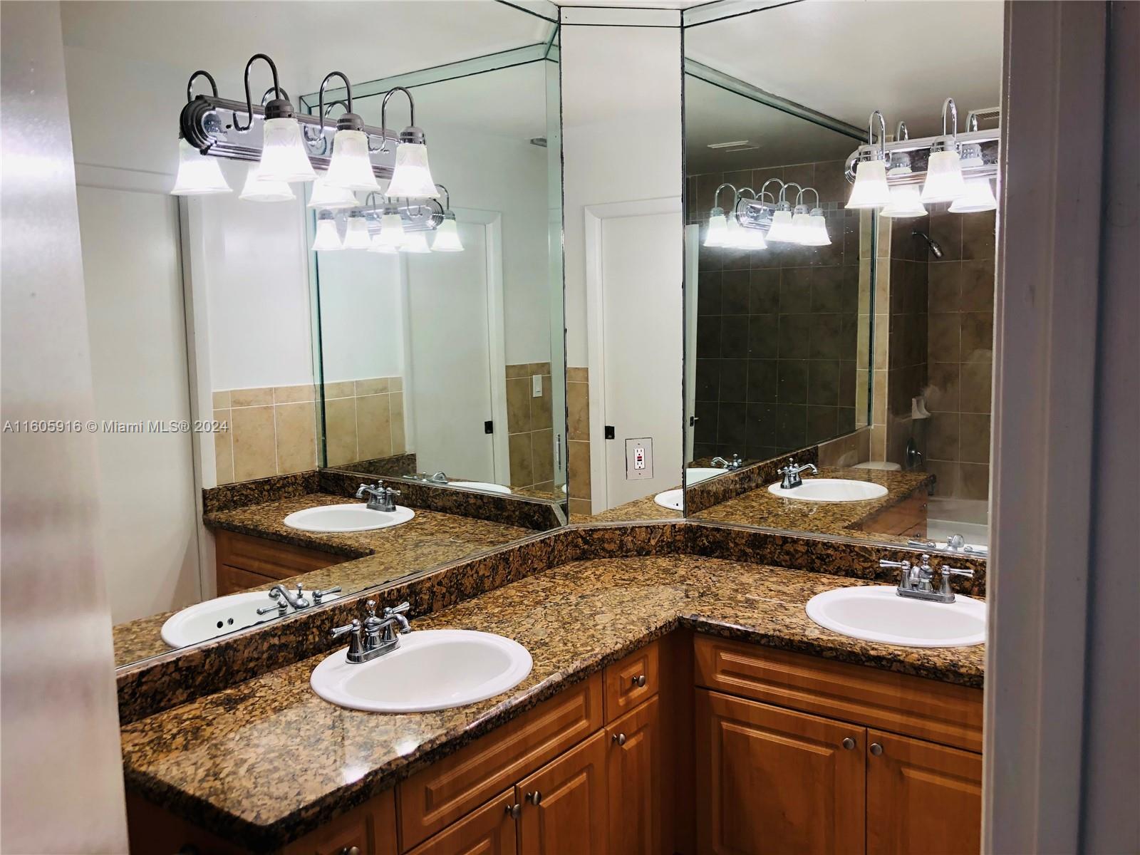 OLIVINE AT THE TOWNSHIP - Residential Lease