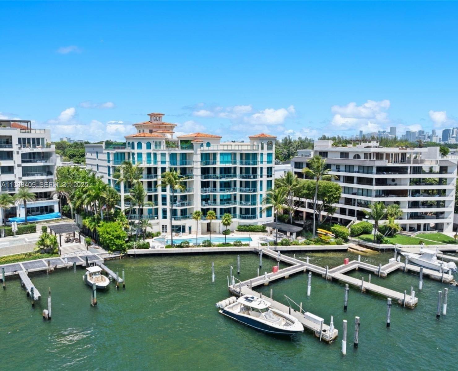 BEACON HARBOUR CONDO - Residential