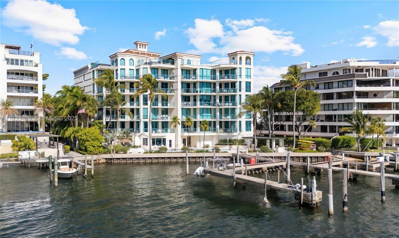 BEACON HARBOUR CONDO - Residential