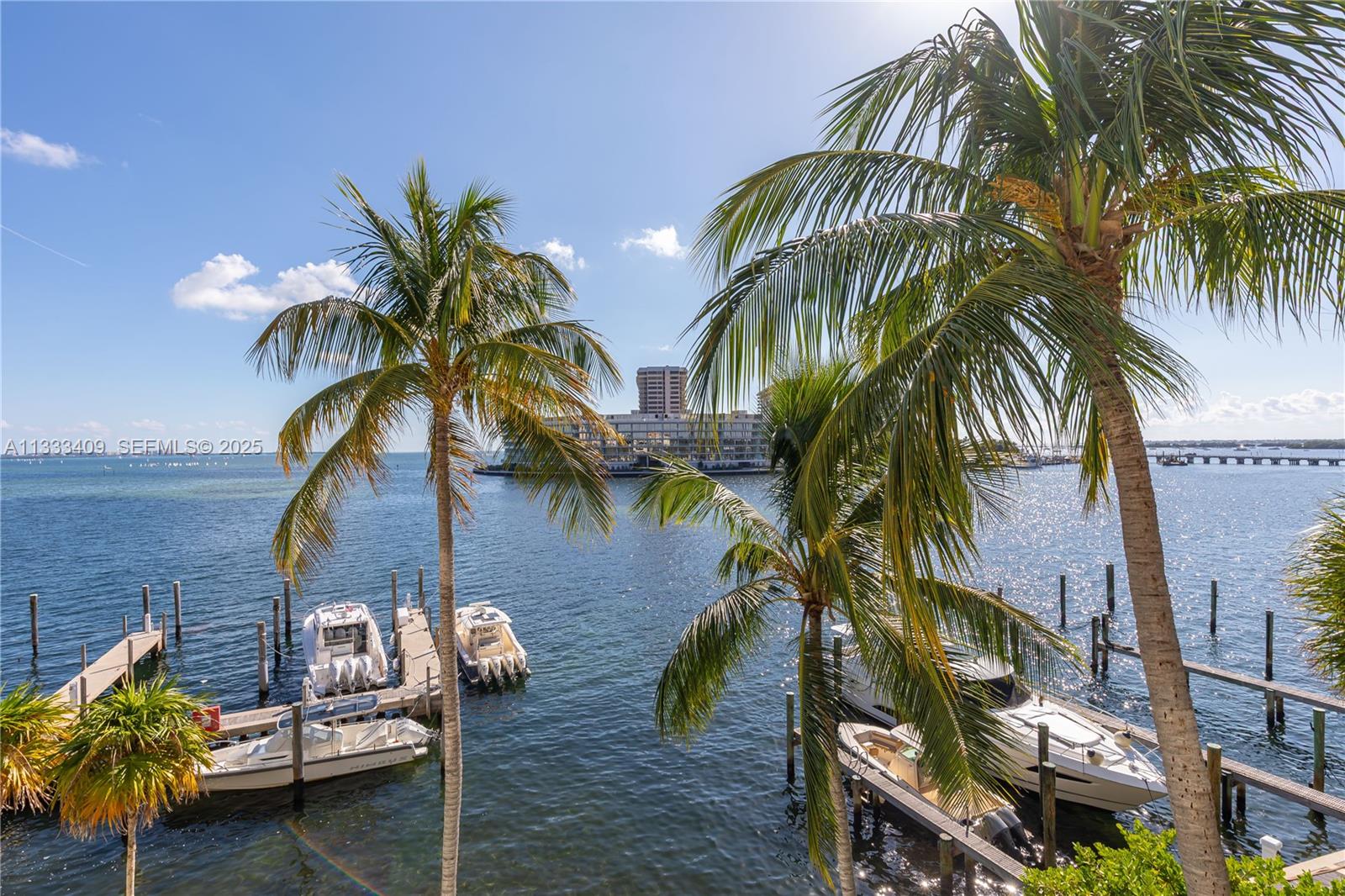 BEACON HARBOUR CONDO - Residential