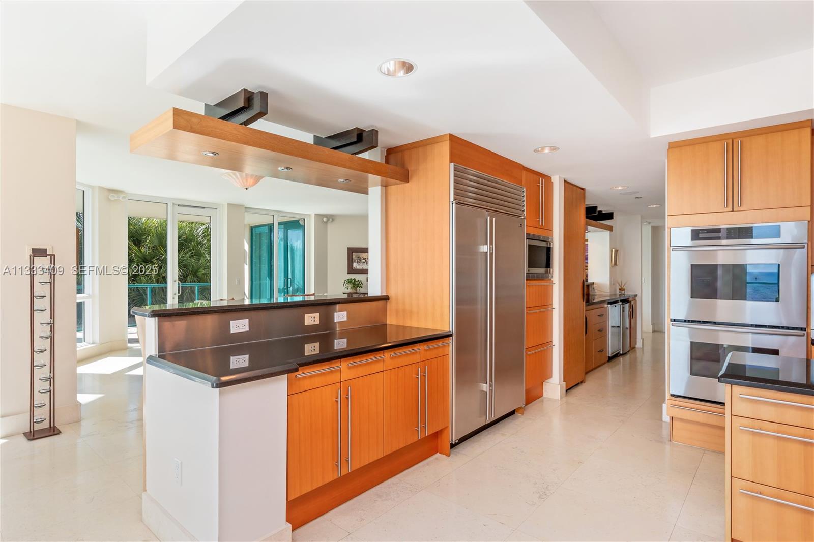BEACON HARBOUR CONDO - Residential