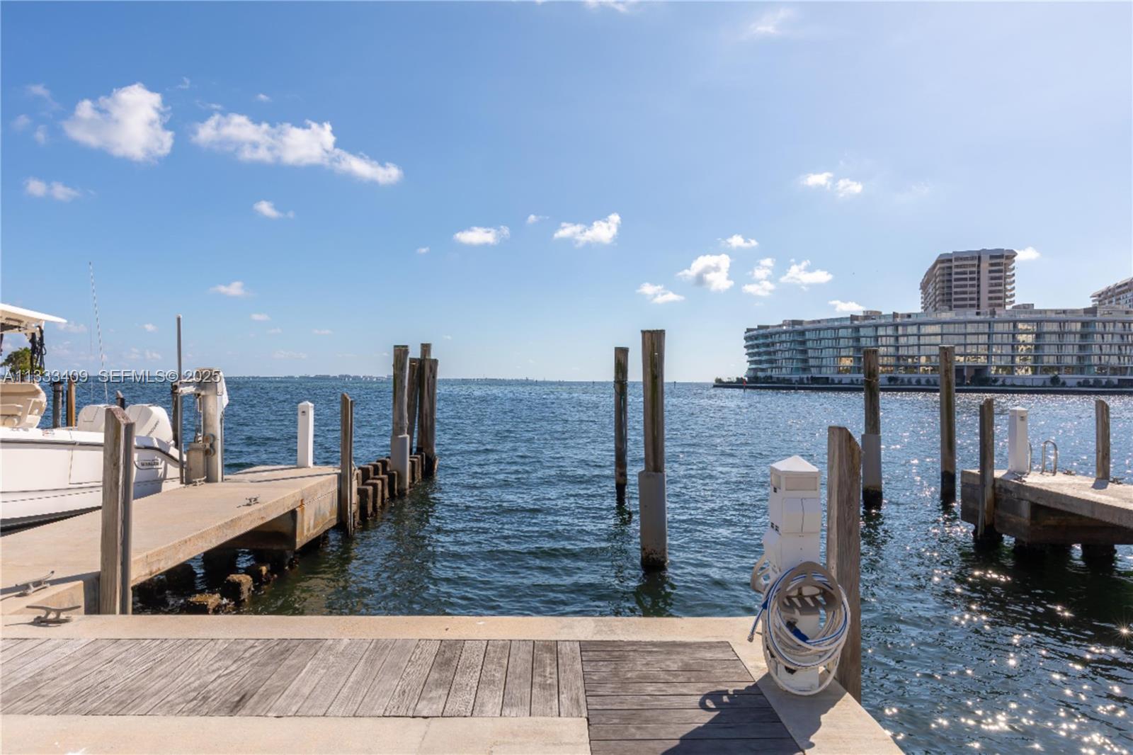 BEACON HARBOUR CONDO - Residential