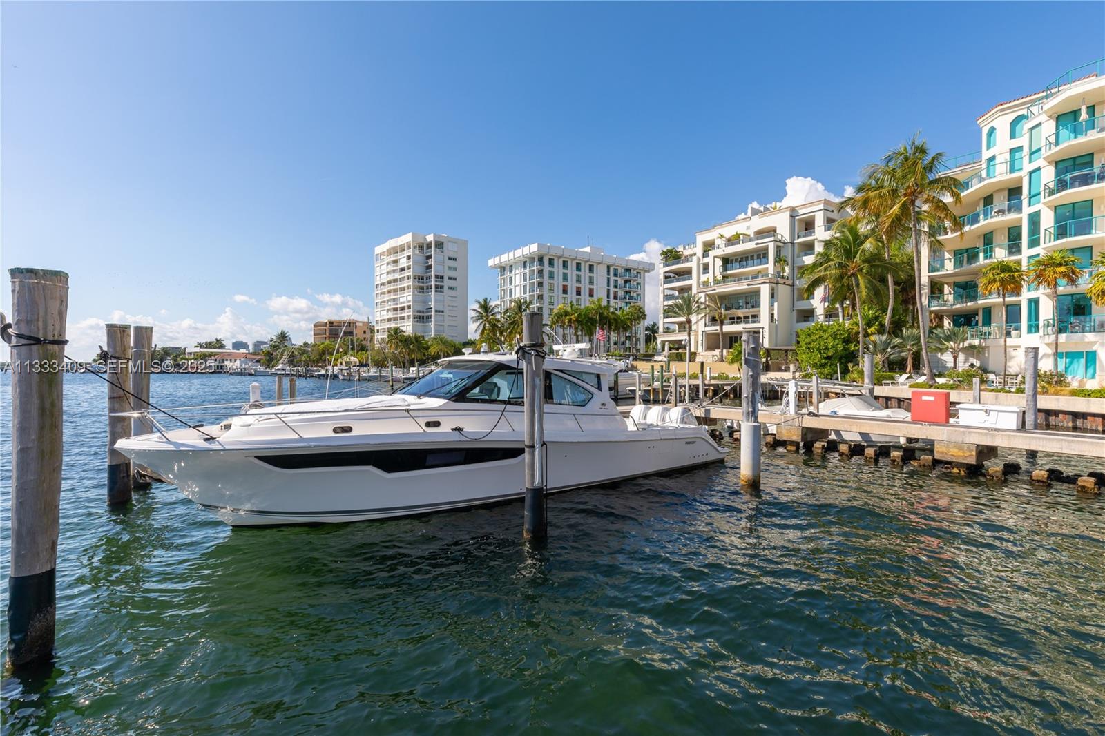 BEACON HARBOUR CONDO - Residential