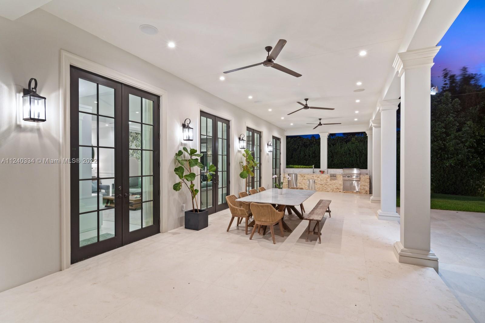 SNAPPER CREEK LAKES SUB - Residential