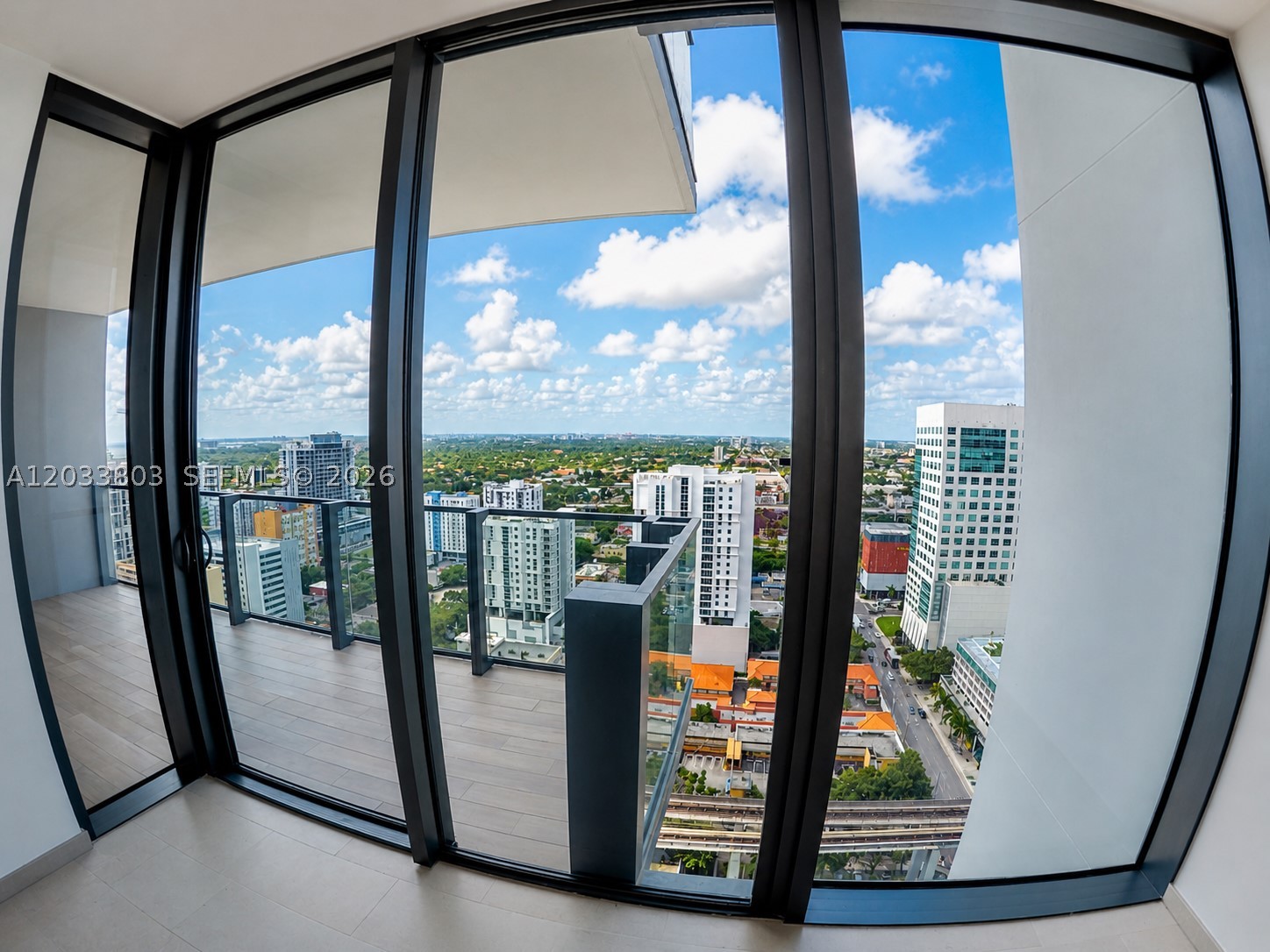 RISE CONDO - Residential