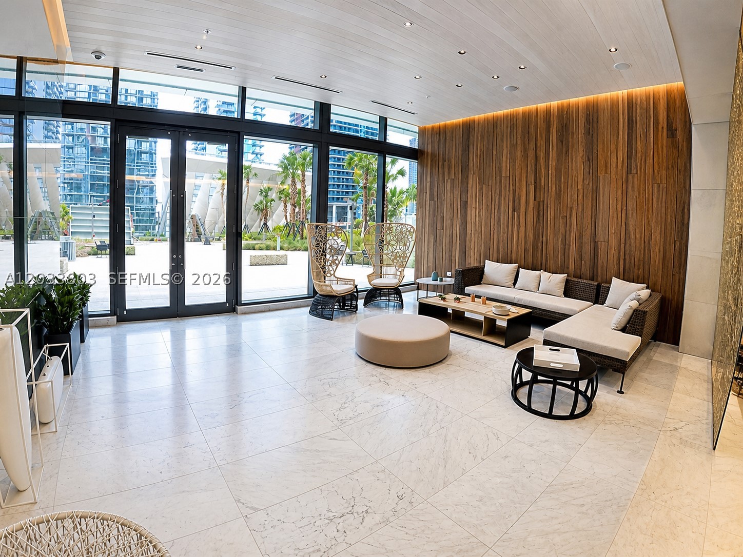 RISE CONDO - Residential